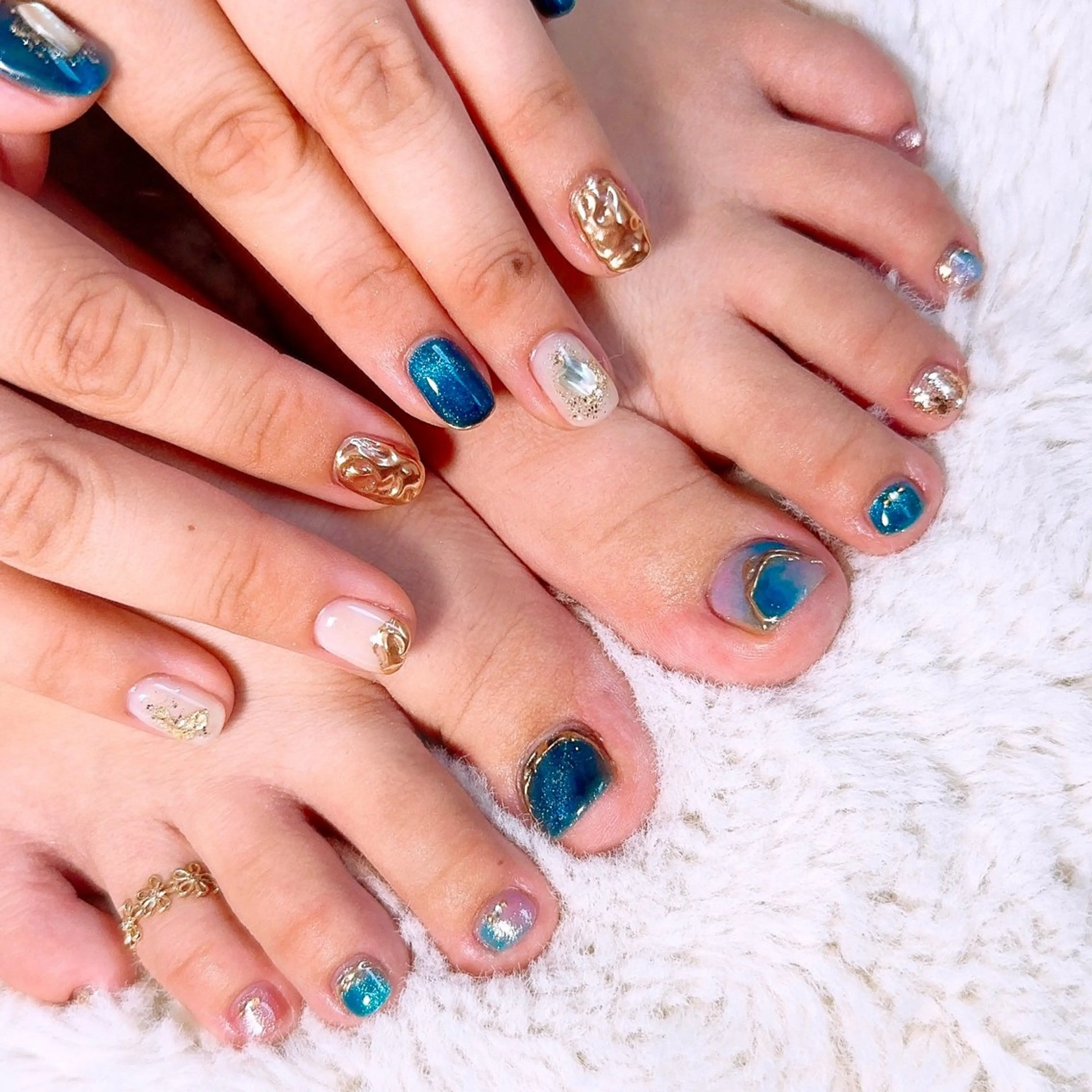 ネイル フットネイル マグネットネイル ミラーネイル ニュアンスネイル 夏ネイル ハンドネイル Le'a kasumiのネイルデザイン