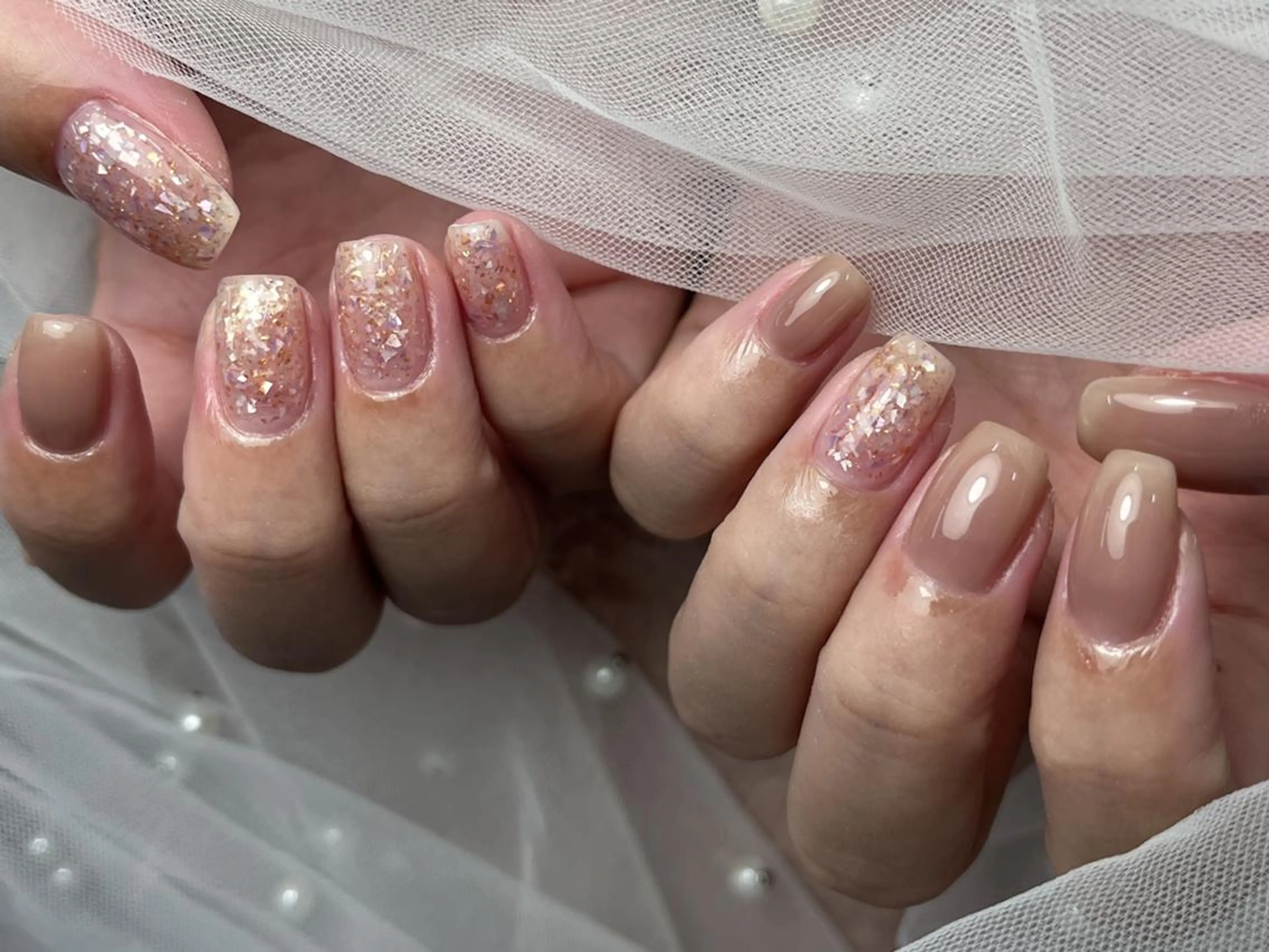 ネイル ホログラムネイル オフィスネイル シンプルネイル ハンドネイル ToliyDeliy Nail Salonのネイルデザイン