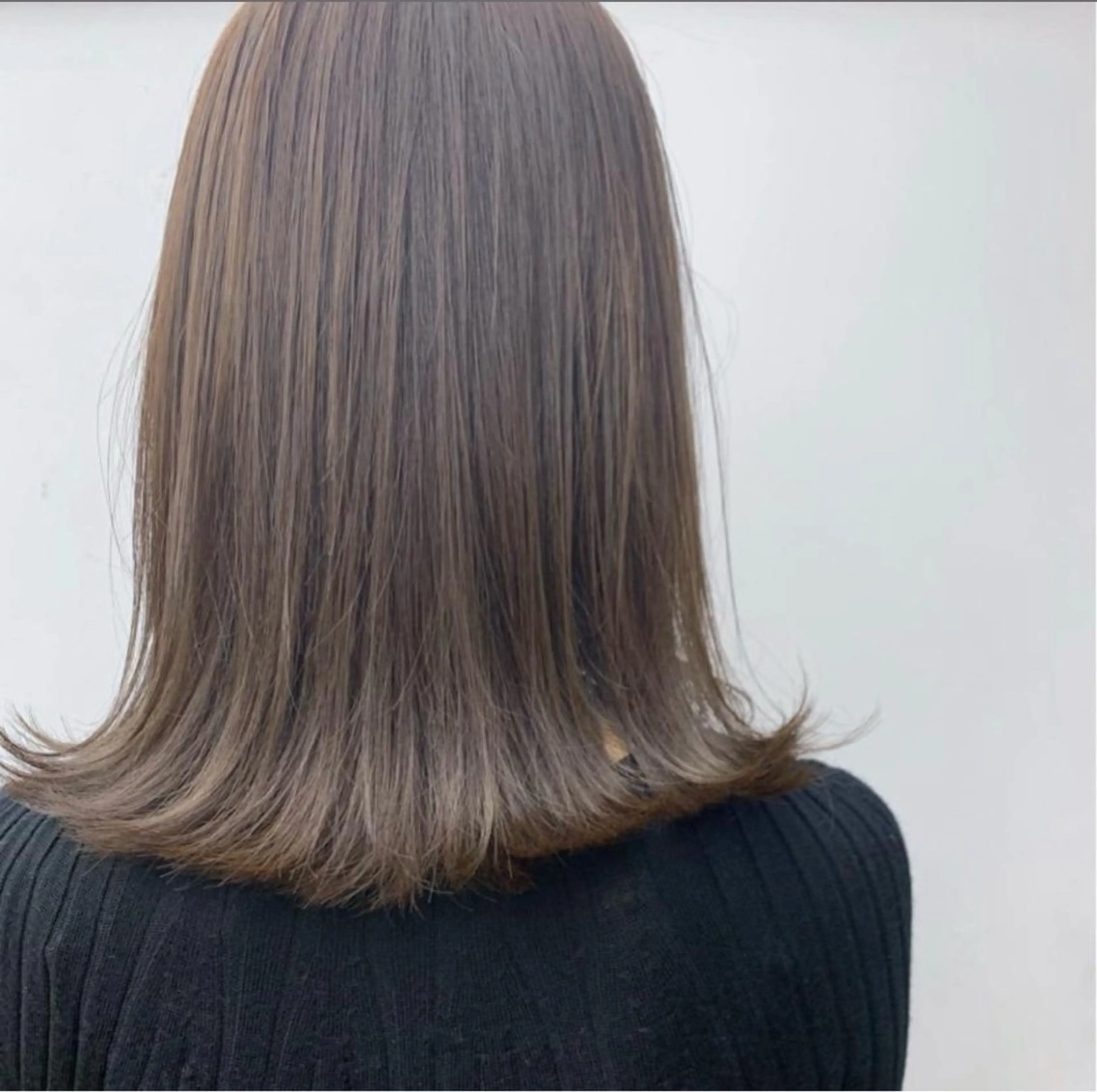 ミディアム カラー ITbyALBUM藤沢店所属・IT by ALBUM立川のヘアスタイル