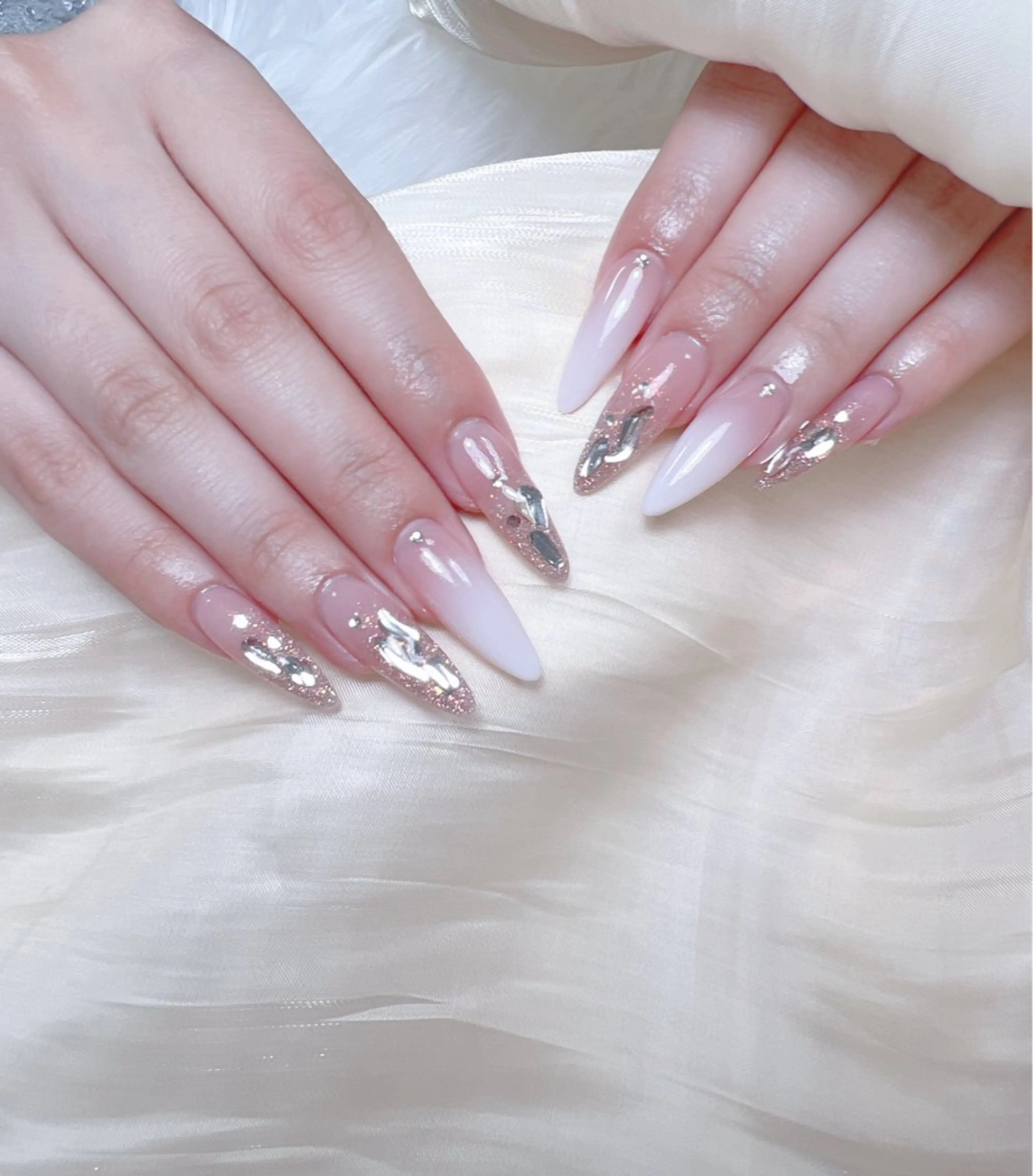 ネイル ハンドネイル uuネイルサロン所属・uu ネイルサロン関内🌼のネイルデザイン