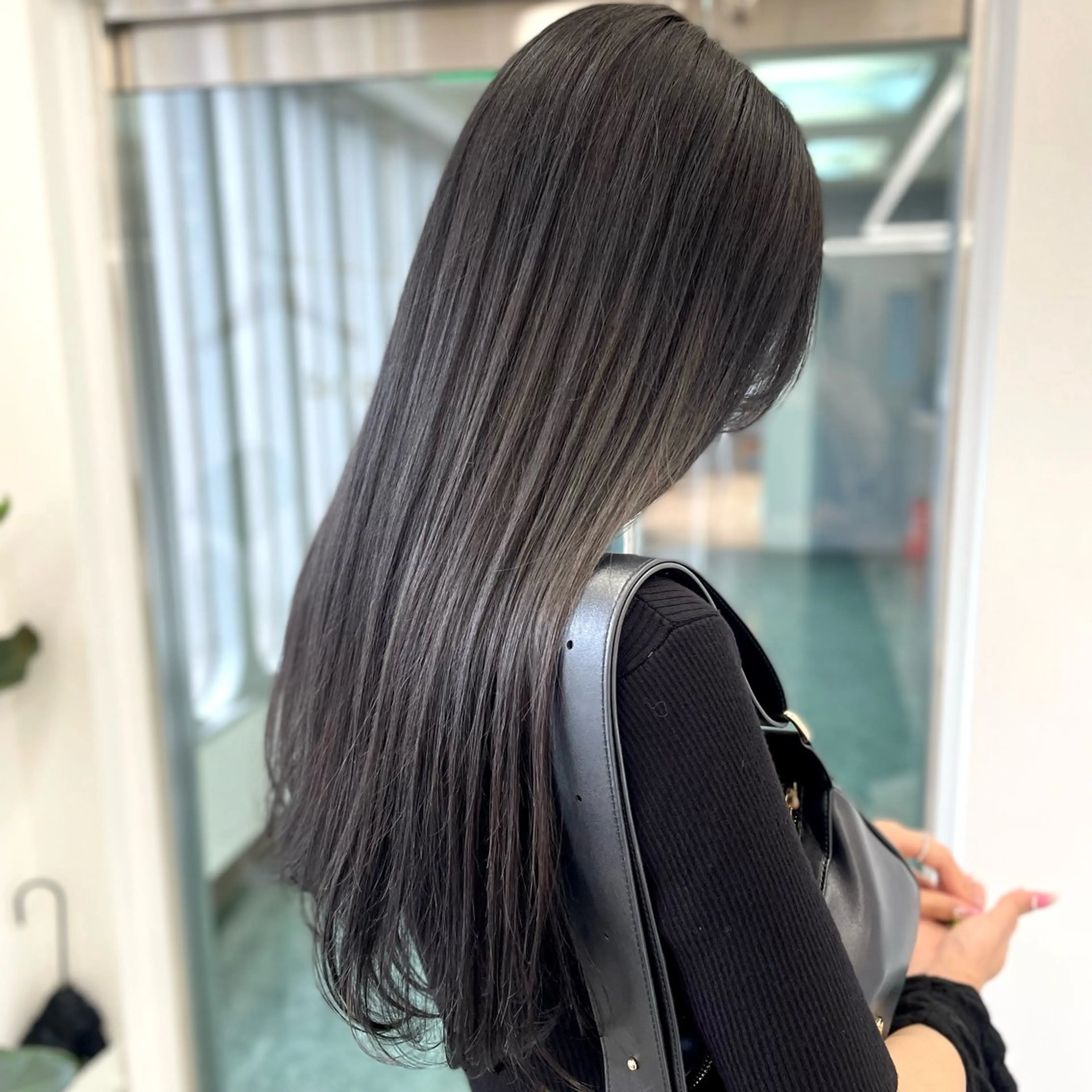 ロング カラー カット ヘアカラー 🔵赤み消し透明感 梅田・増田のヘアスタイル