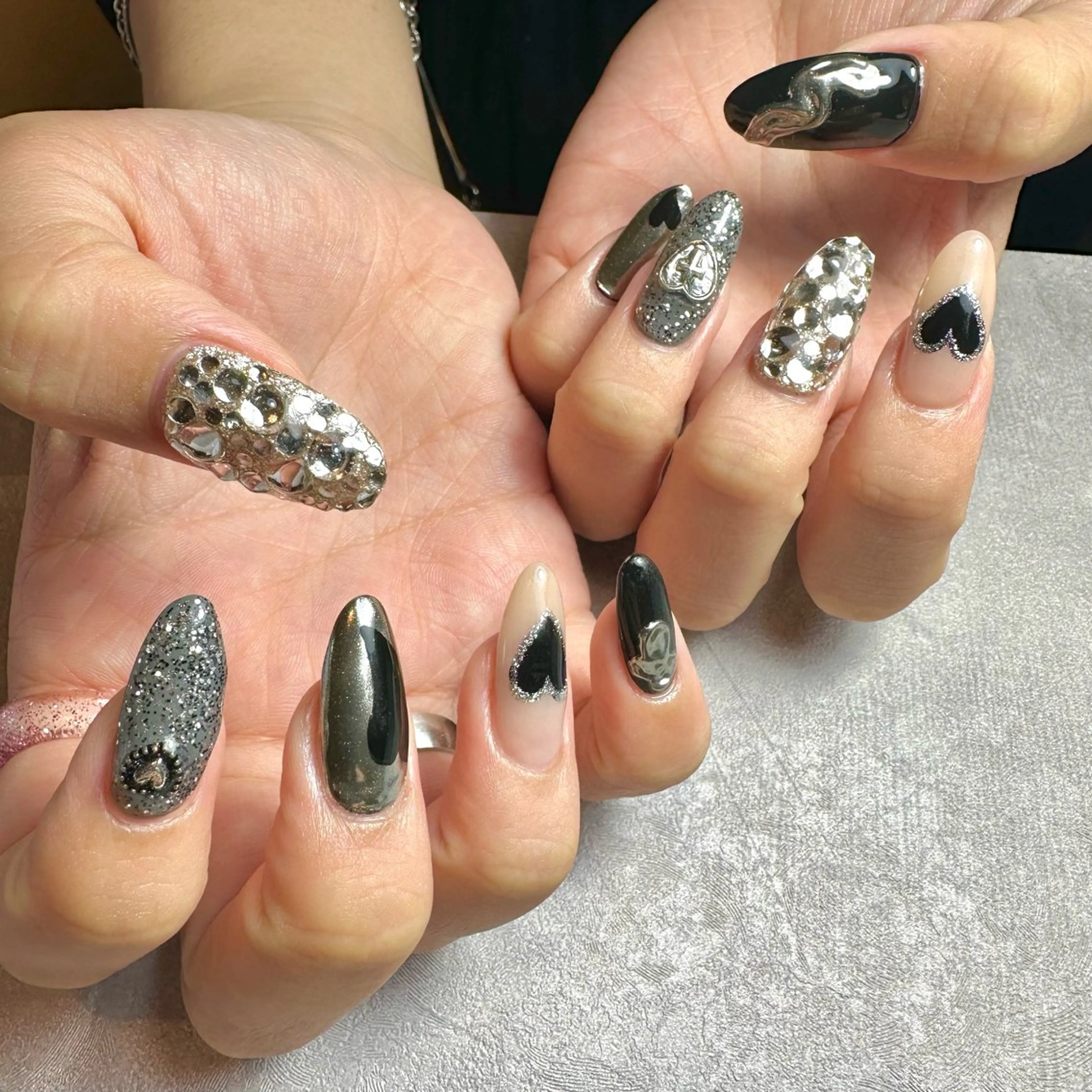 ネイル ハンドネイル フットネイル GéRanium Harukaのネイルデザイン