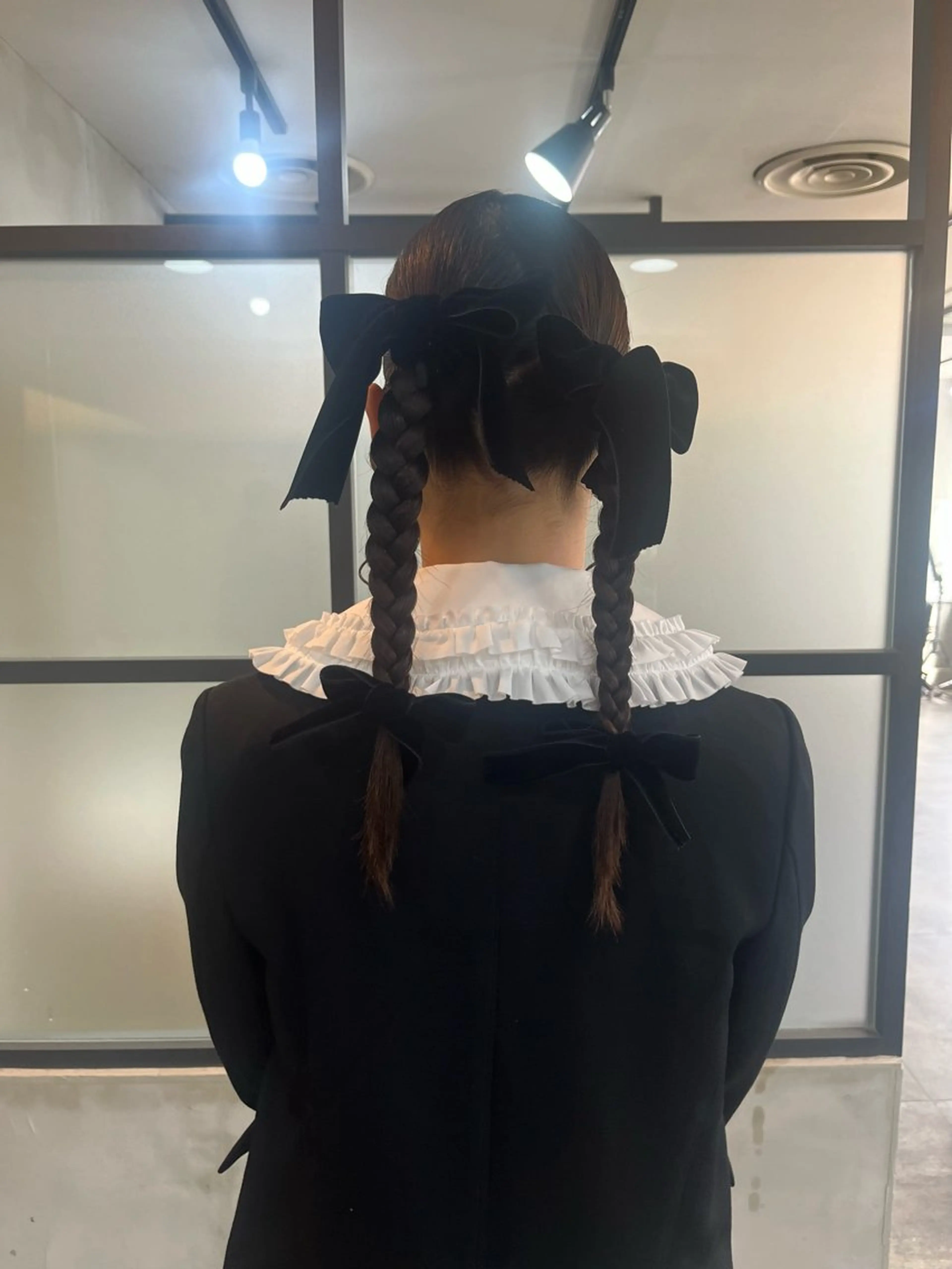 ヘアアレンジ 結婚式・ブライダル 栗本 陽香/顔周りレ イヤー/透明感カラーのヘアスタイル