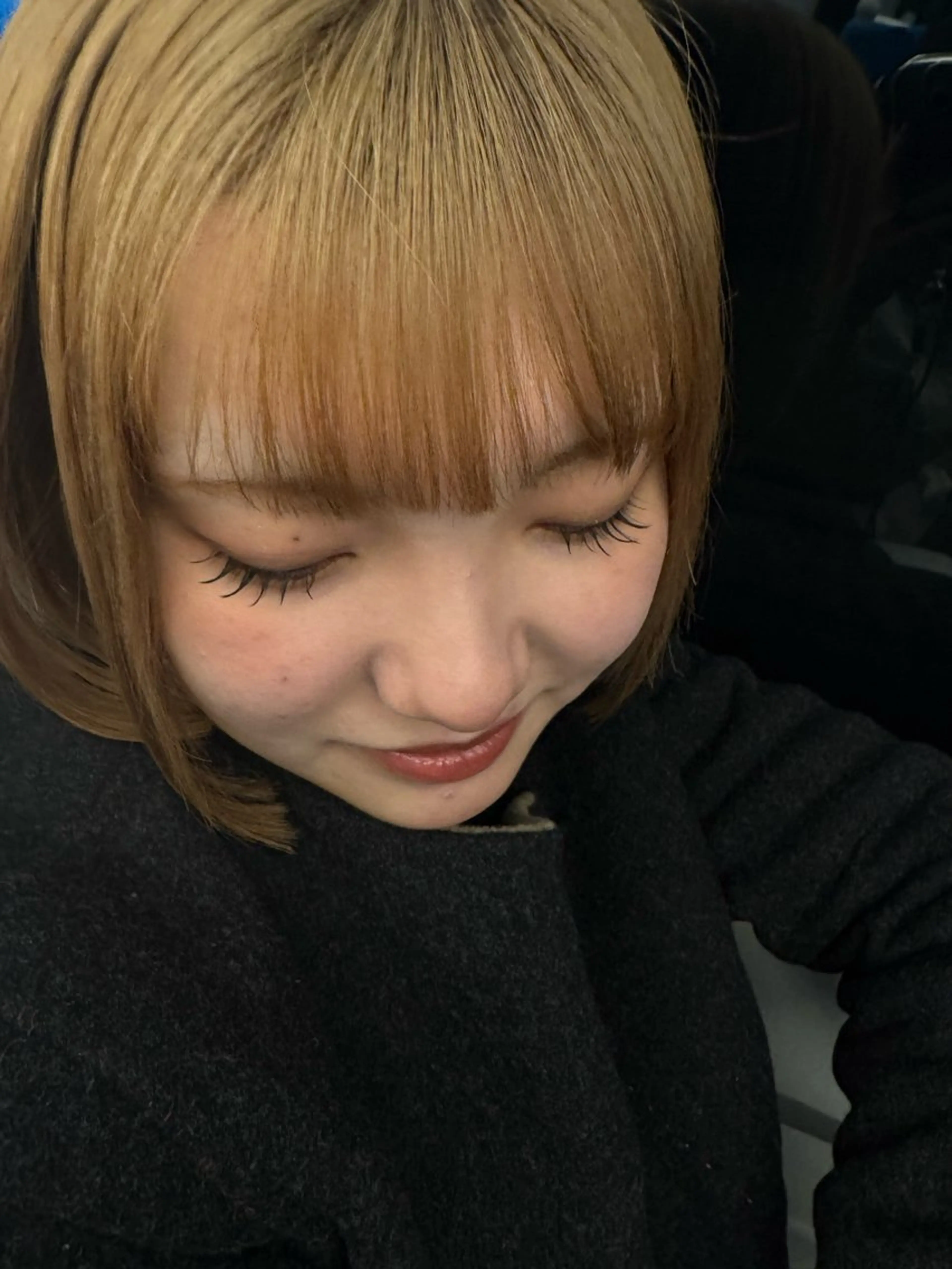 マツエク・マツパ 新村 美咲のヘアスタイル