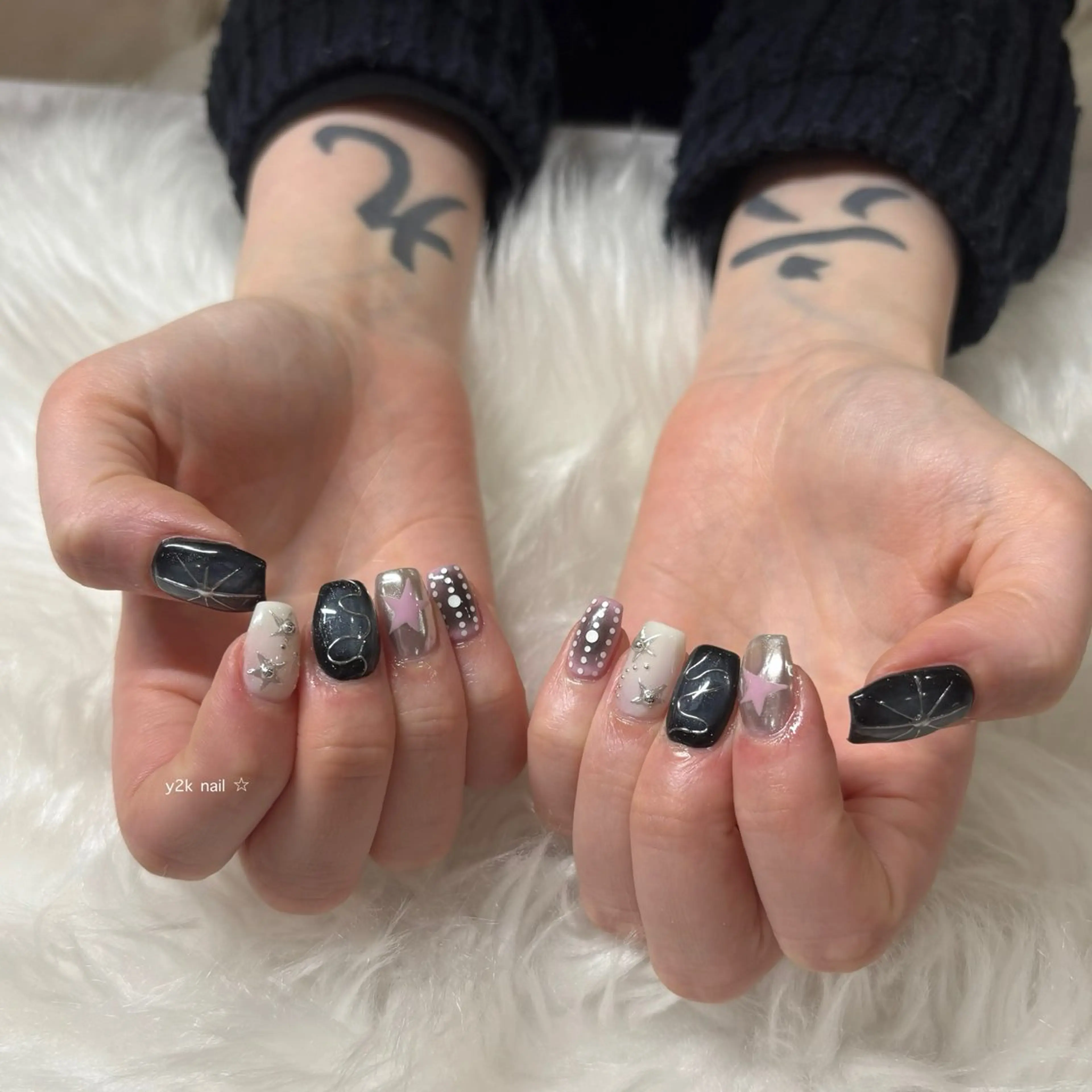 ネイル ハンドネイル REVIA: natsukiのネイルデザイン