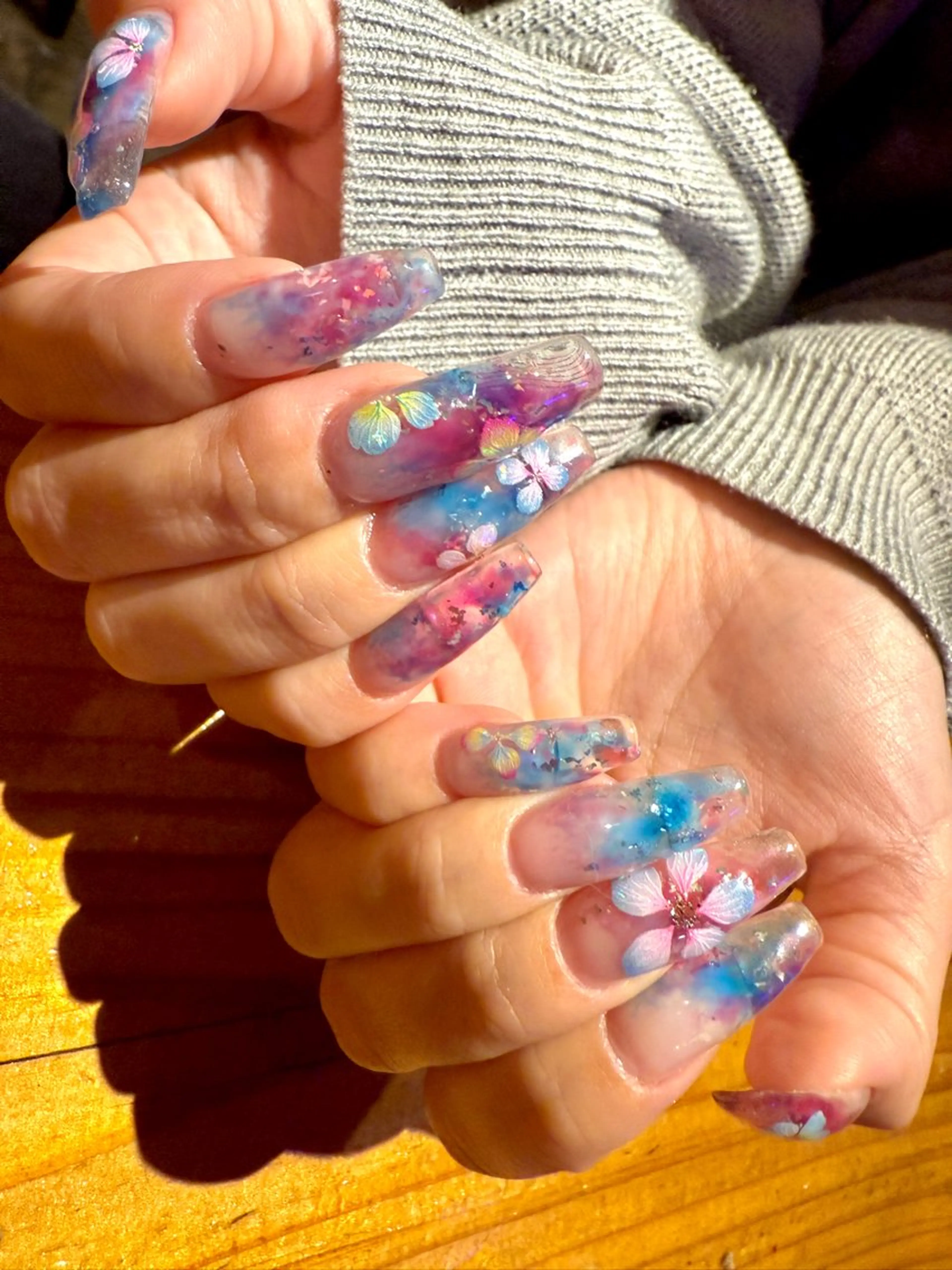 ネイル クリアネイル ニュアンスネイル ハンドネイル ハンドケア Art Hanabi所属・Art Hanabi ミリのネイルデザイン