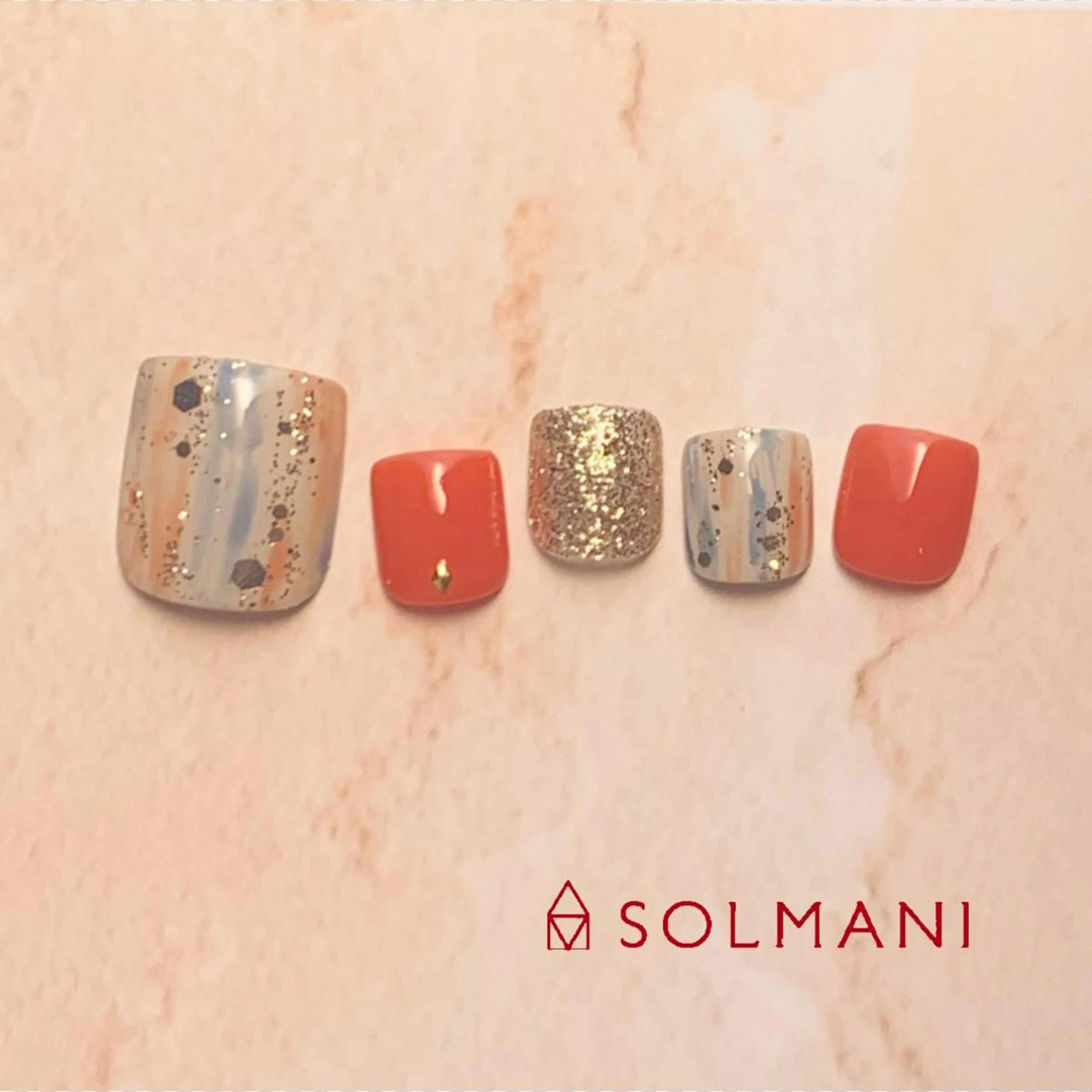ネイル フットネイル ニュアンスネイル SOLMANI 予約担当のネイルデザイン