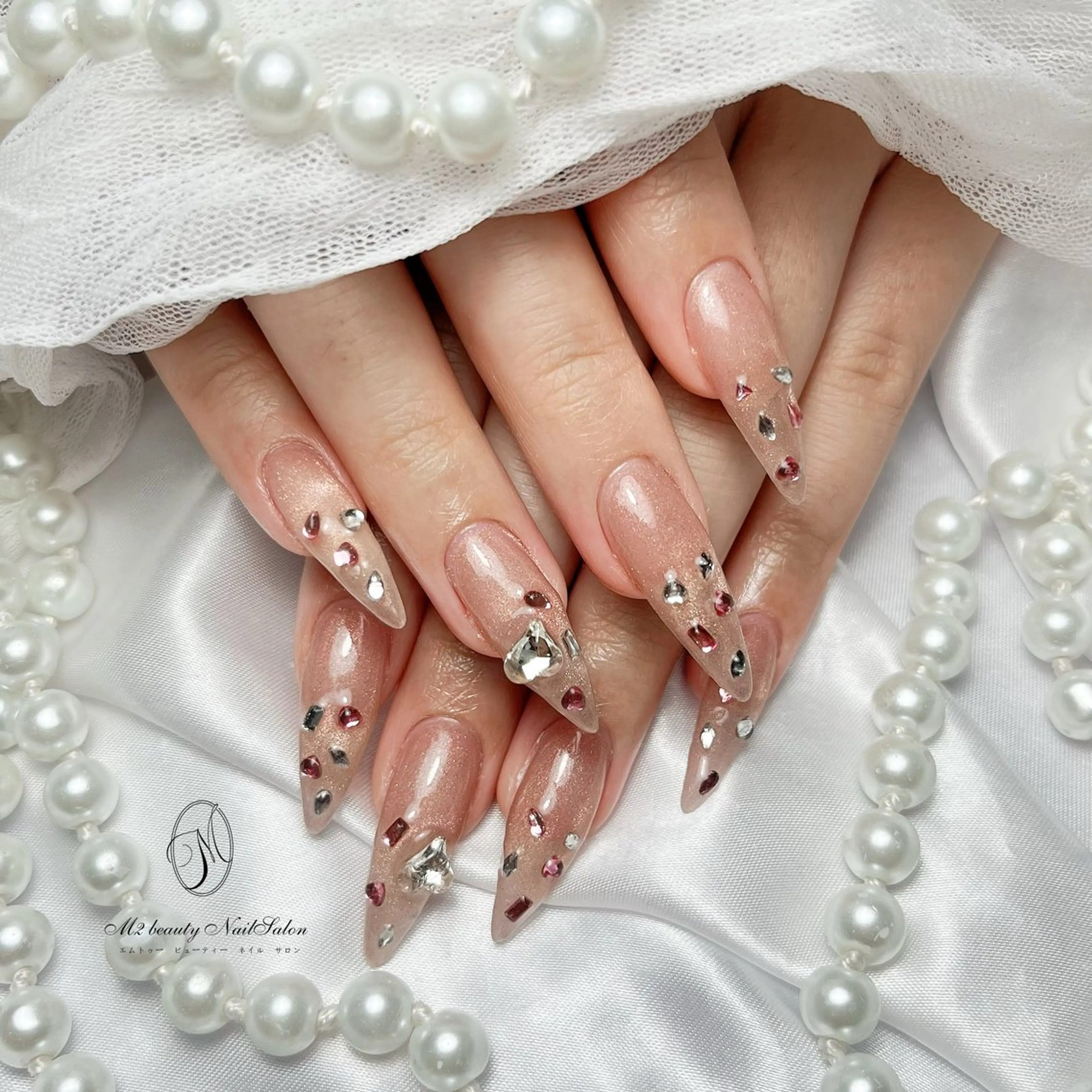 ネイル マグネットネイル ハンドネイル M2 BEAUTY Marieのネイルデザイン