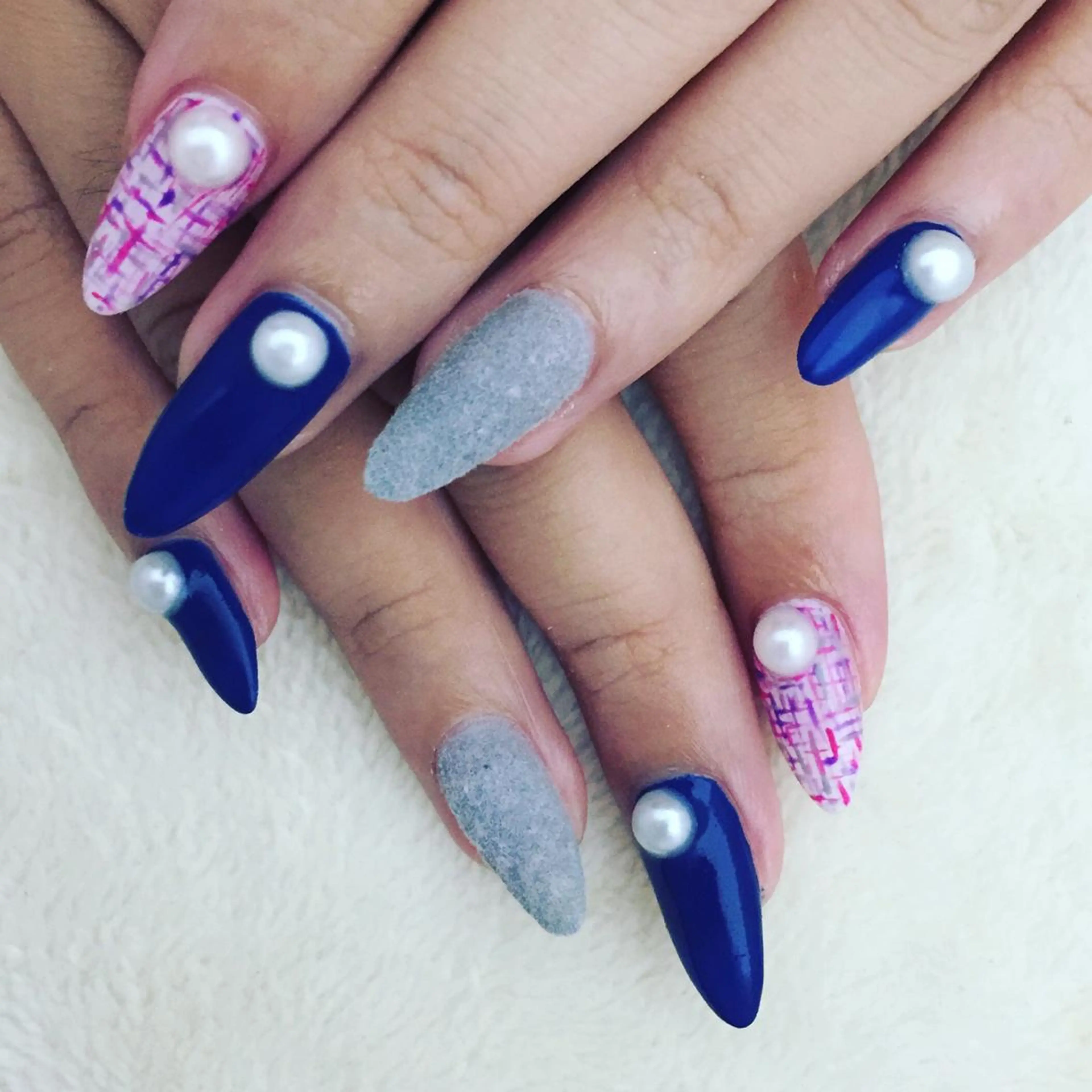 ネイル Sympa 𝓜iwako🐰ᩚのネイルデザイン