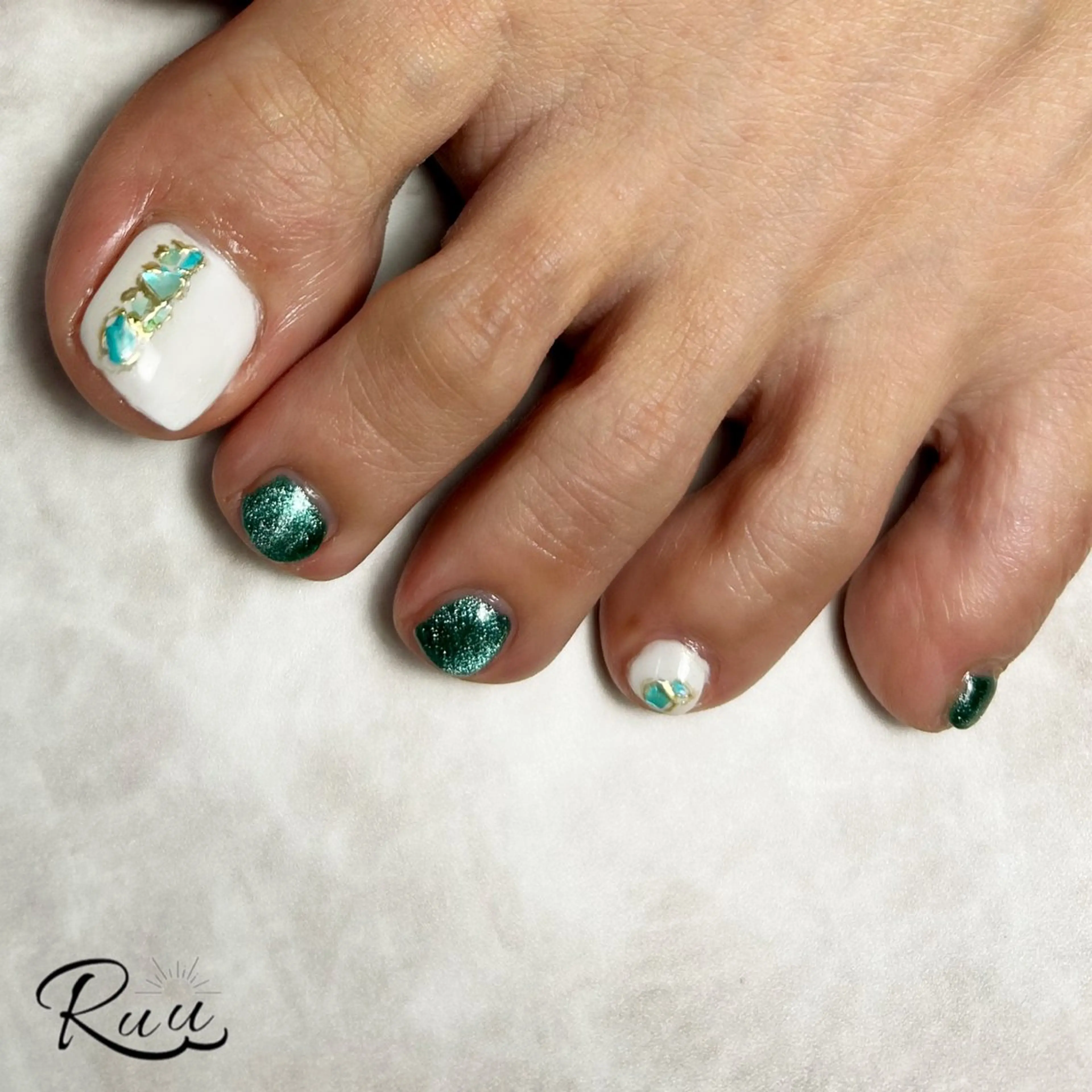ネイル Nail salon Ruu 【ルゥ】のネイルデザイン