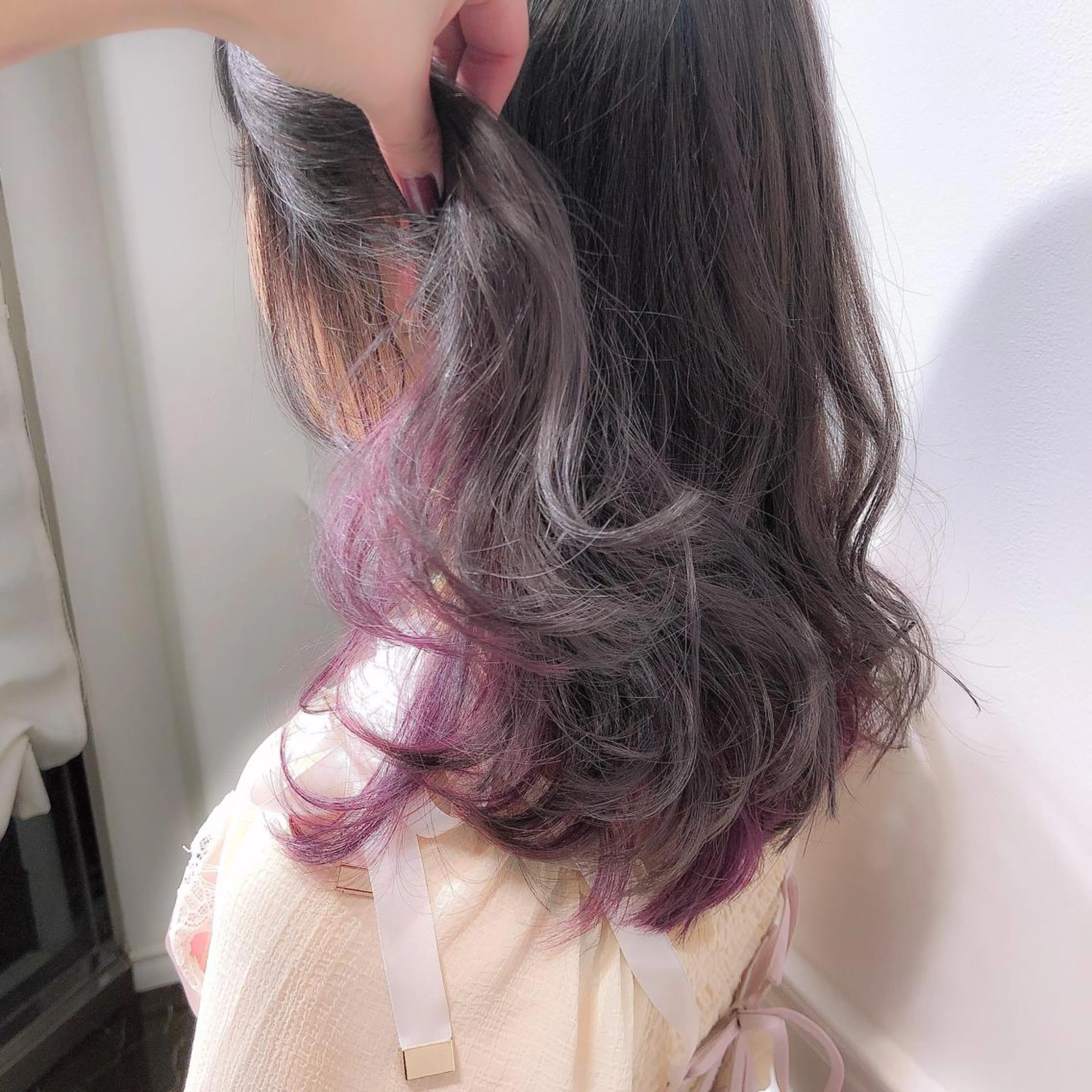 セミロング カラー ブリーチ LOTTA CUCCI所属・miyu /トレンド カラー×艶髪のヘアスタイル