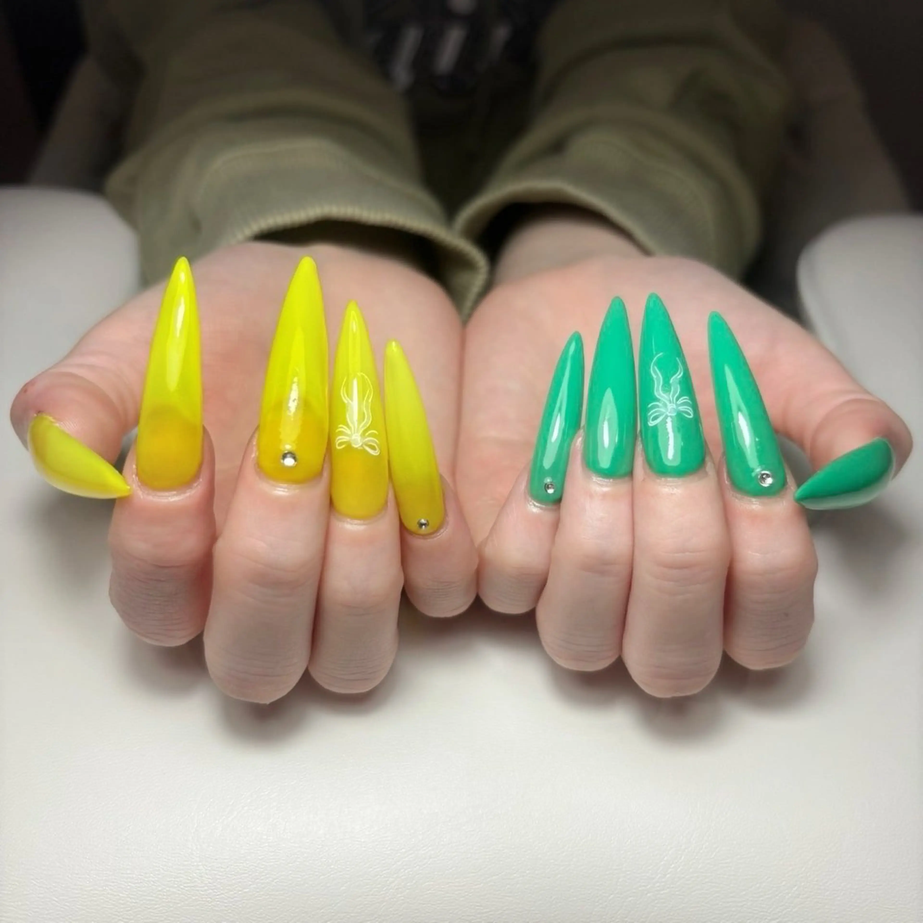 ネイル ワンカラーネイル nail salon Anela🪽🫧のネイルデザイン