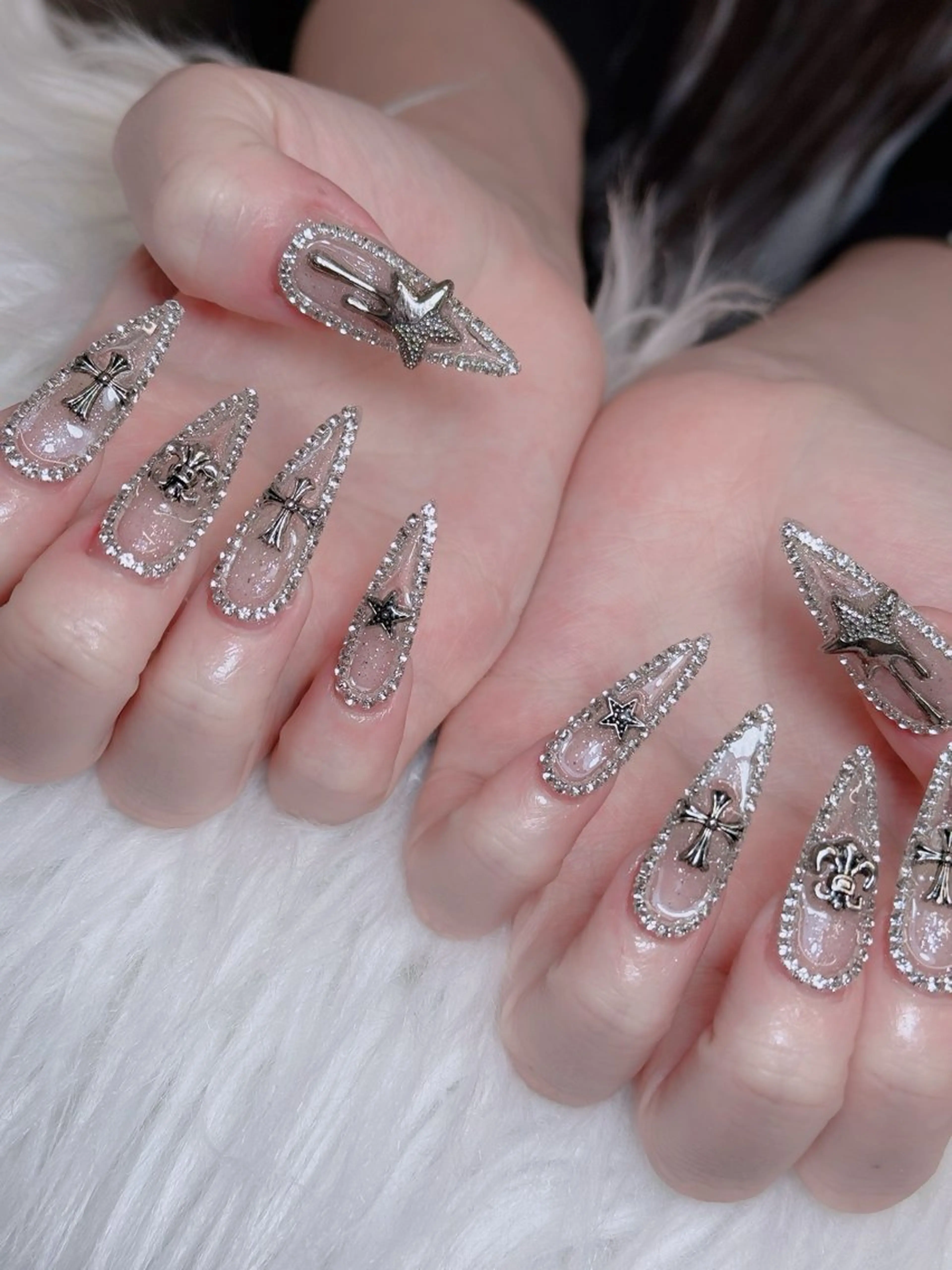 ネイル オーロラネイル チークネイル フットネイル フレンチネイル ハロウィン ハンドネイル Lumi Nail 新大久保3‘のネイルデザイン