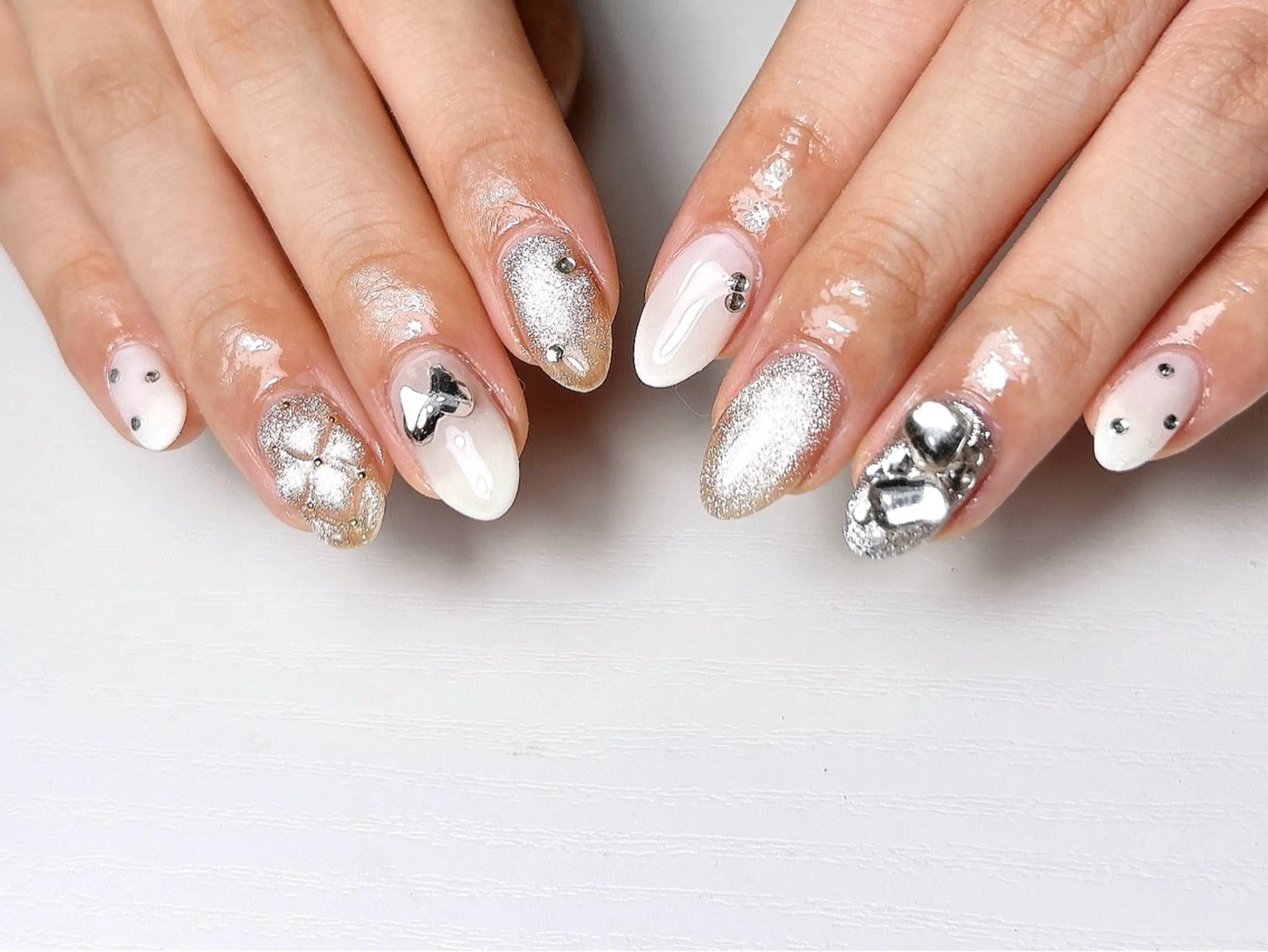 ネイル マグネットネイル LuluNail __kotoneのネイルデザイン