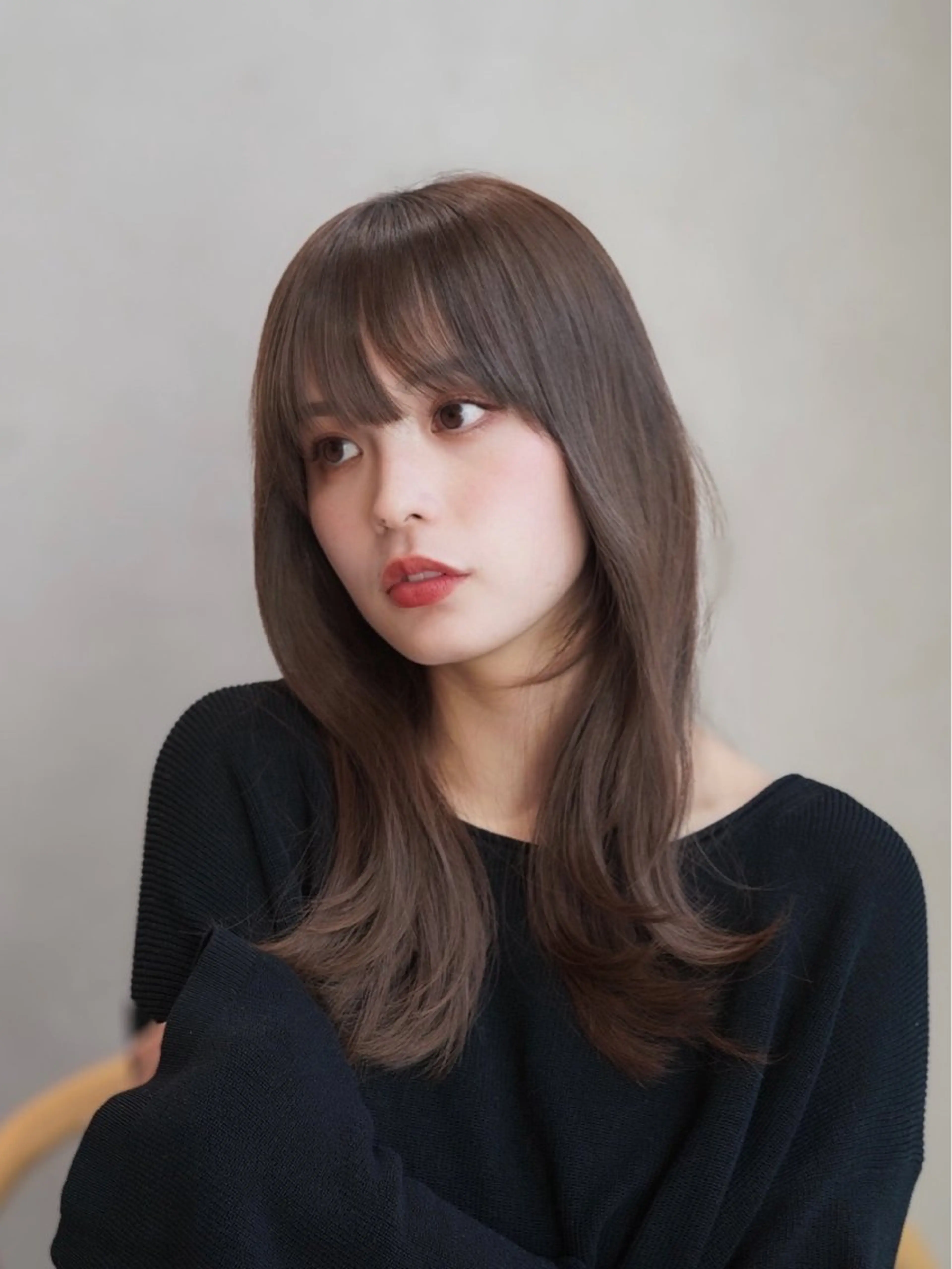 ミディアム カラー 透明感カラー くびれヘア 顔周りカット 似合わせカット シースルーバング レイヤーカット/ くびれヘア佐藤大空のヘアスタイル