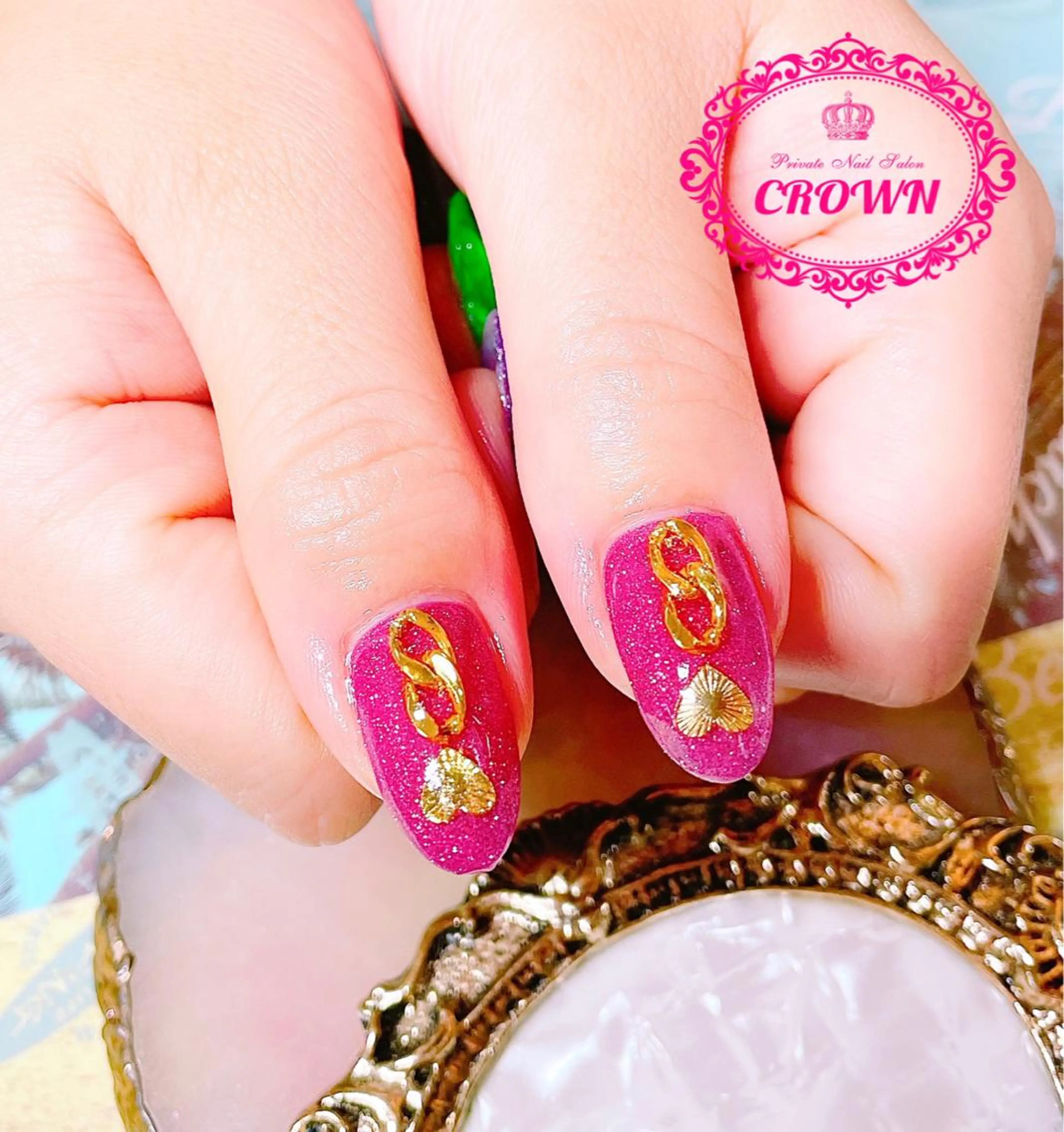 ネイル CROWN プライベートサロンのネイルデザイン