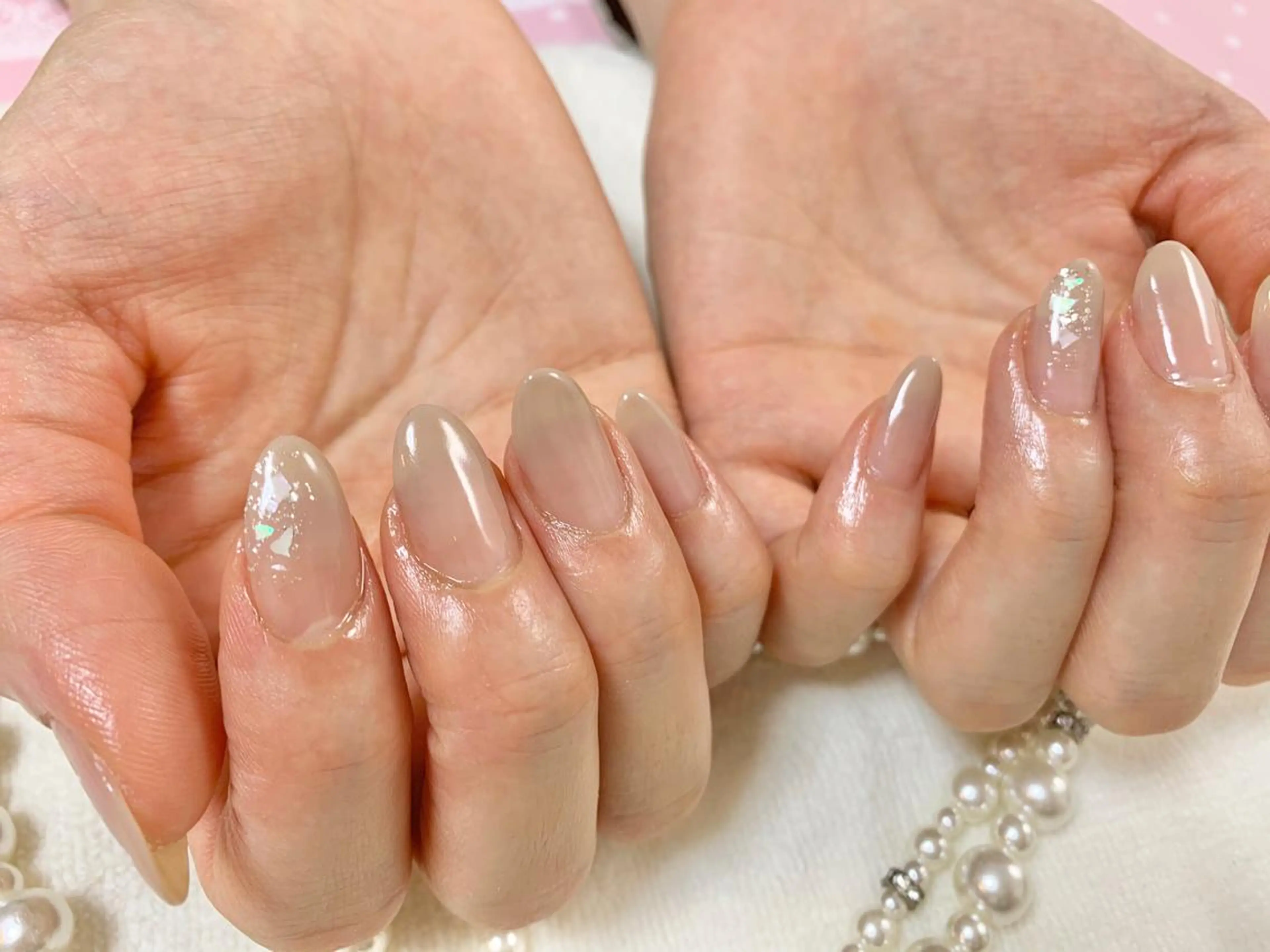 ネイル グラデーション ラメ(グリッター) 手塚 里奈のネイルデザイン