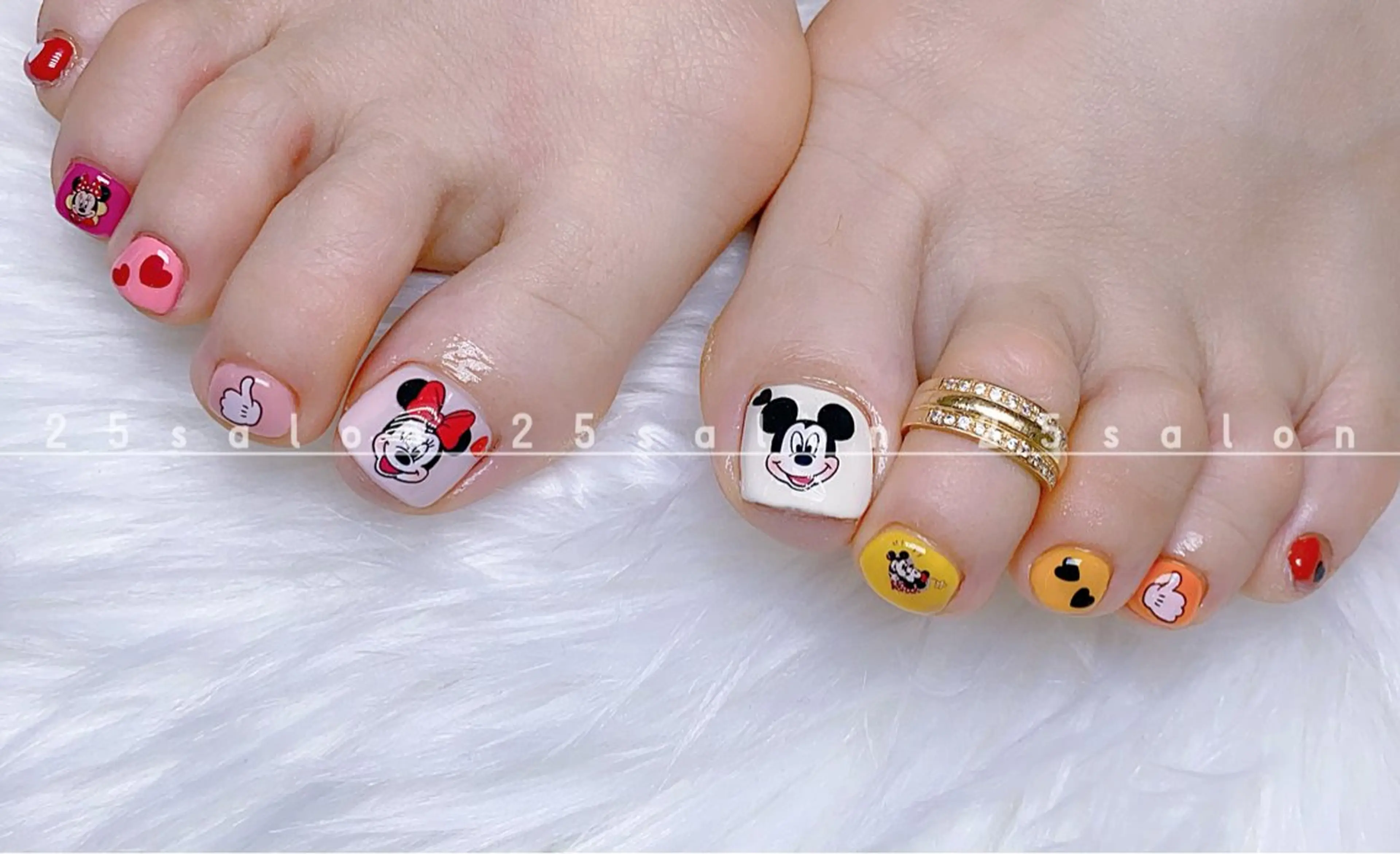 ネイル オーロラネイル チークネイル フットネイル フレンチネイル ジェルネイル 2 5のマツエク・マツパデザイン