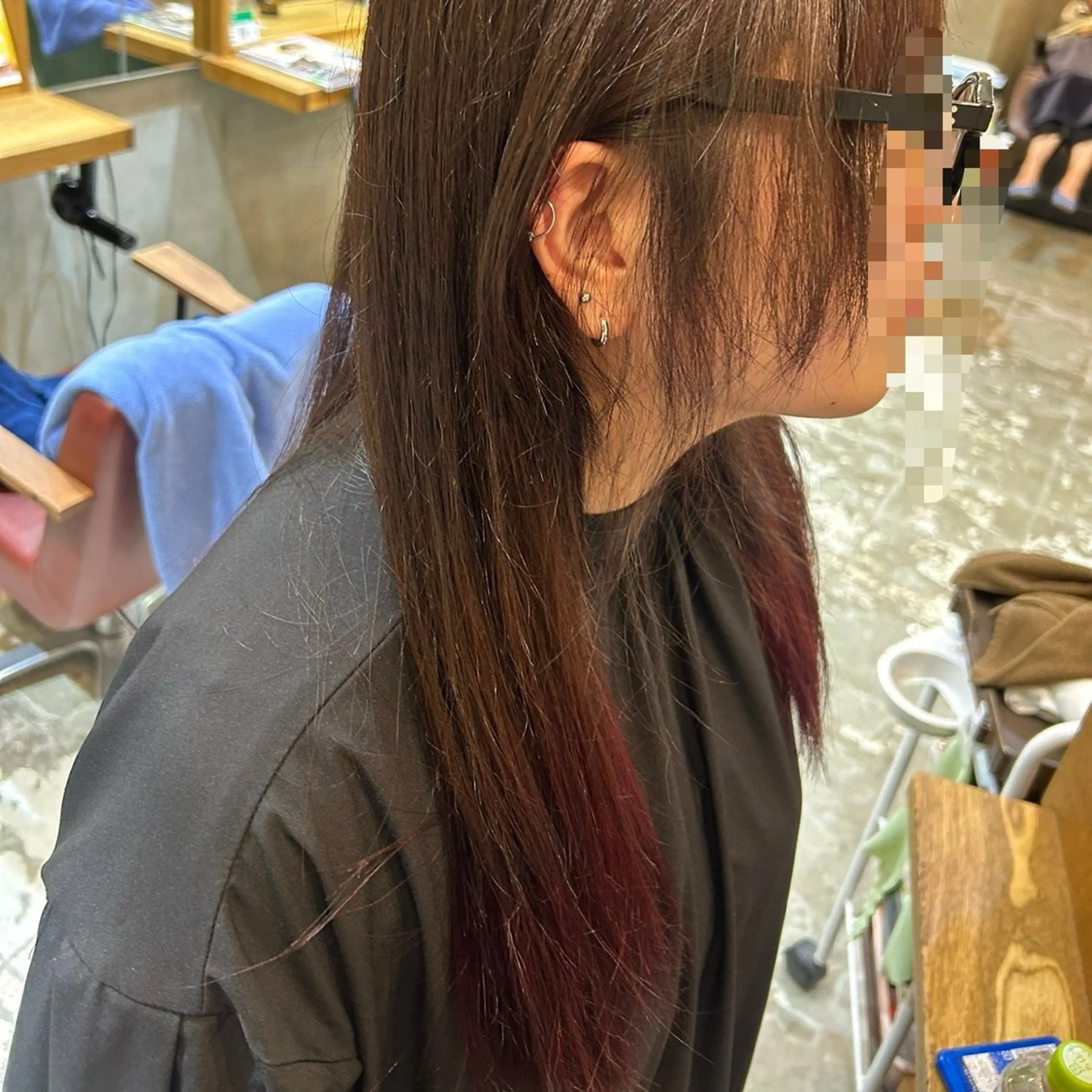 セミロング カラー カット ヘアカラー トリートメント 若狭 彩花のヘアスタイル