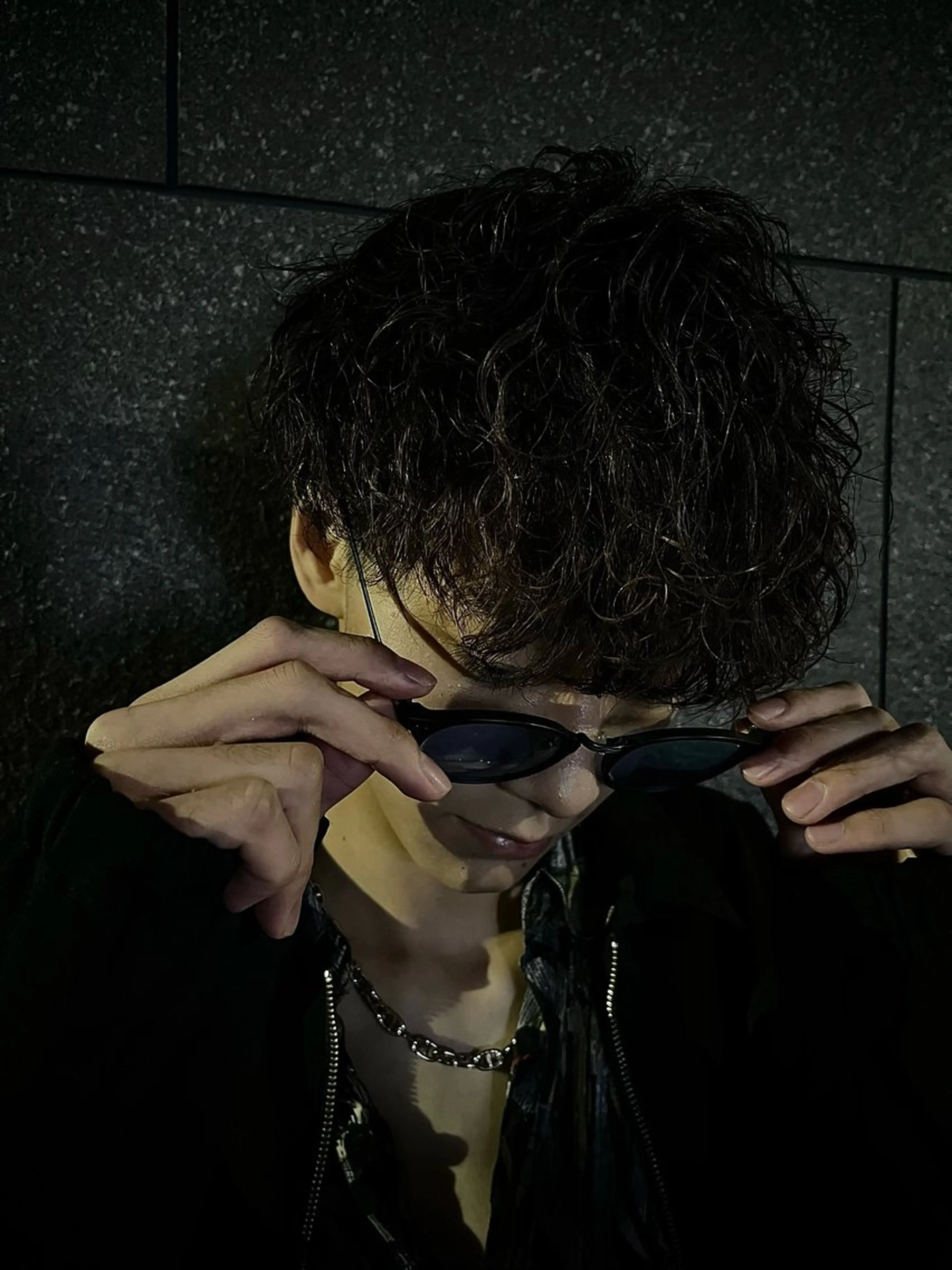 メンズ フェザーパーマメンズ ツイスパ京都駅前のヘアスタイル