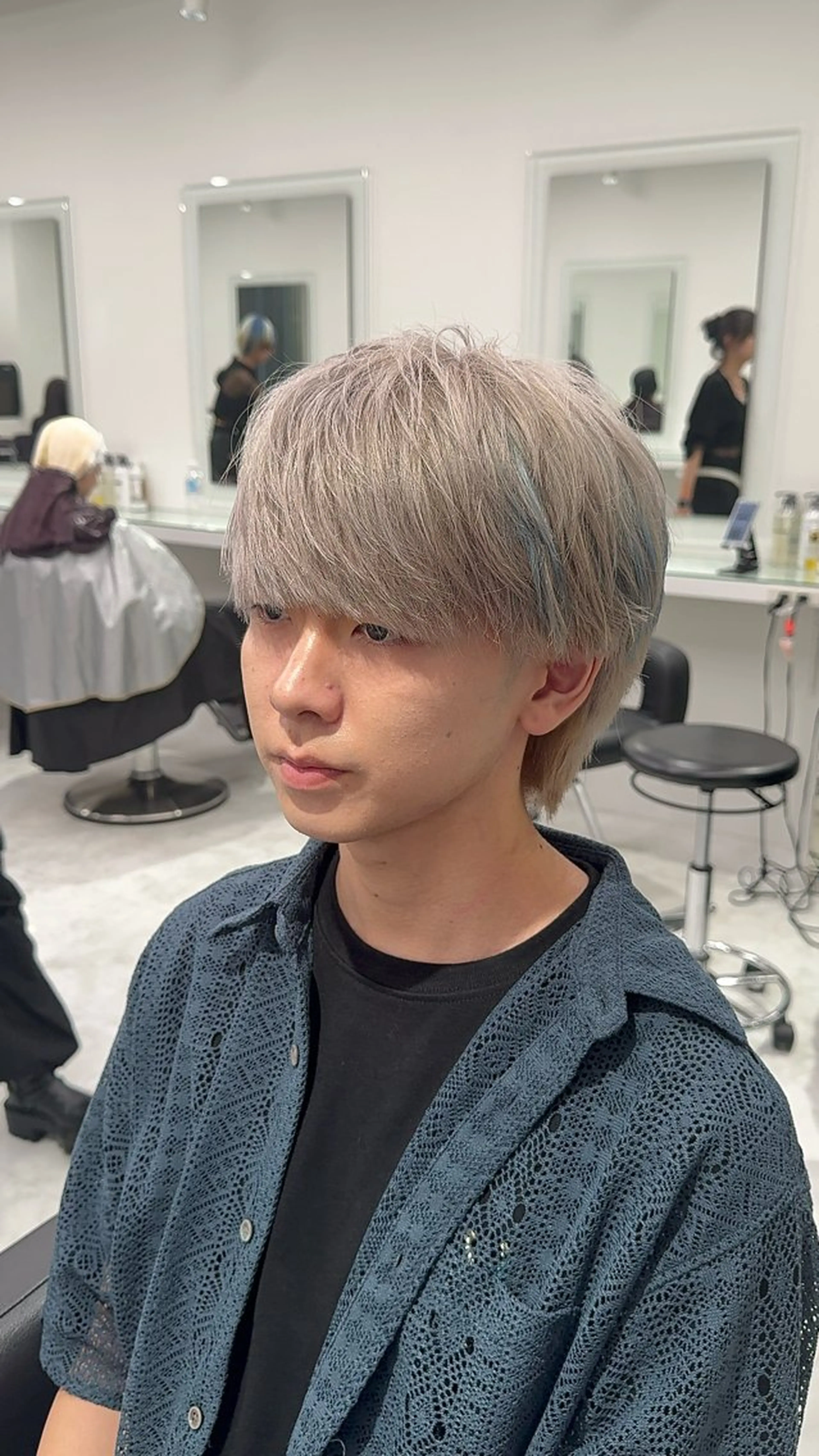 ショート カラー ヘアアレンジ ヘアカラー トリートメント ヘッドスパ ヘアセット ハイトーン艶カラー 🤍ゆうひのヘアスタイル