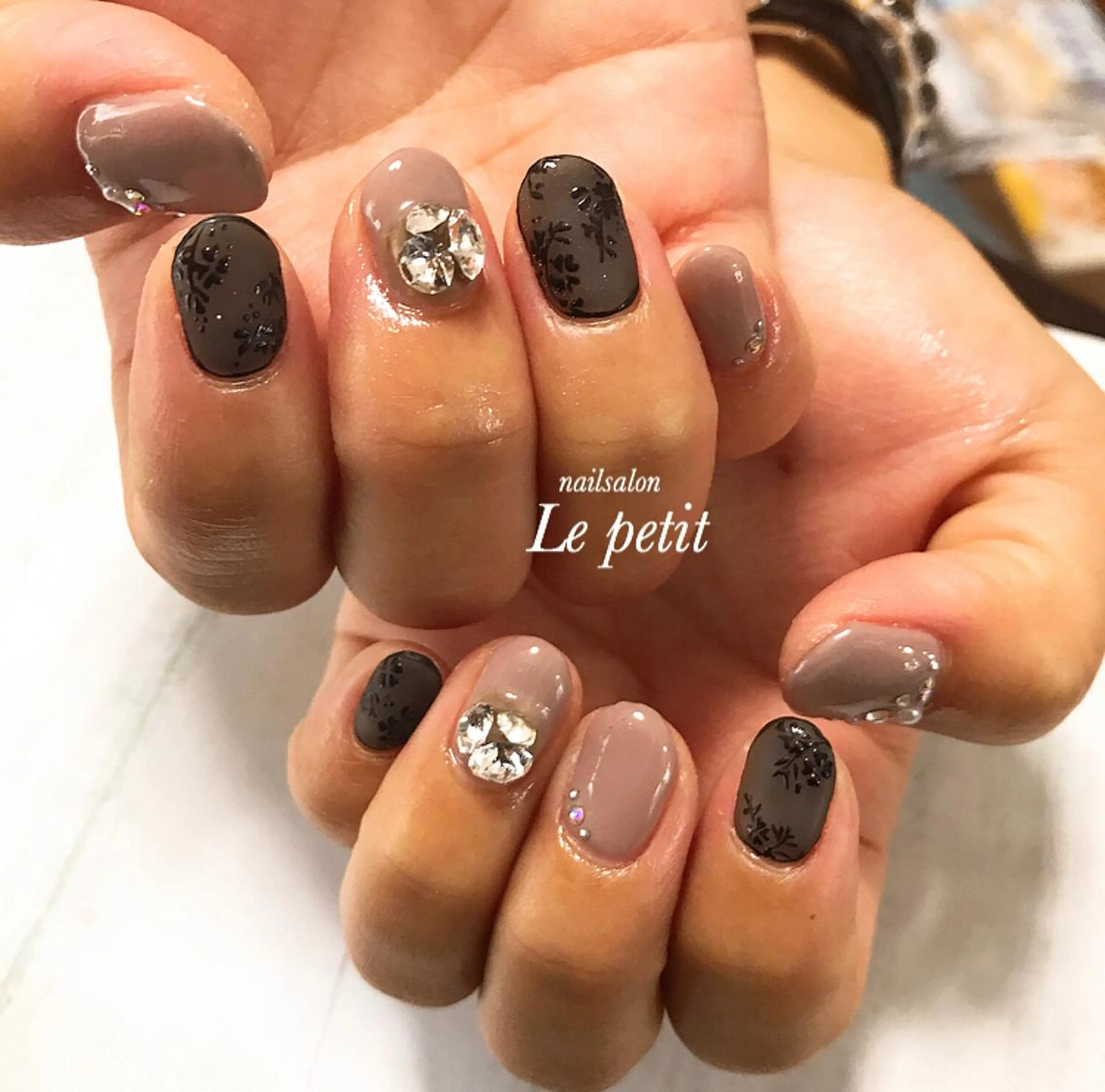 ネイル 石野 広佳のネイルデザイン