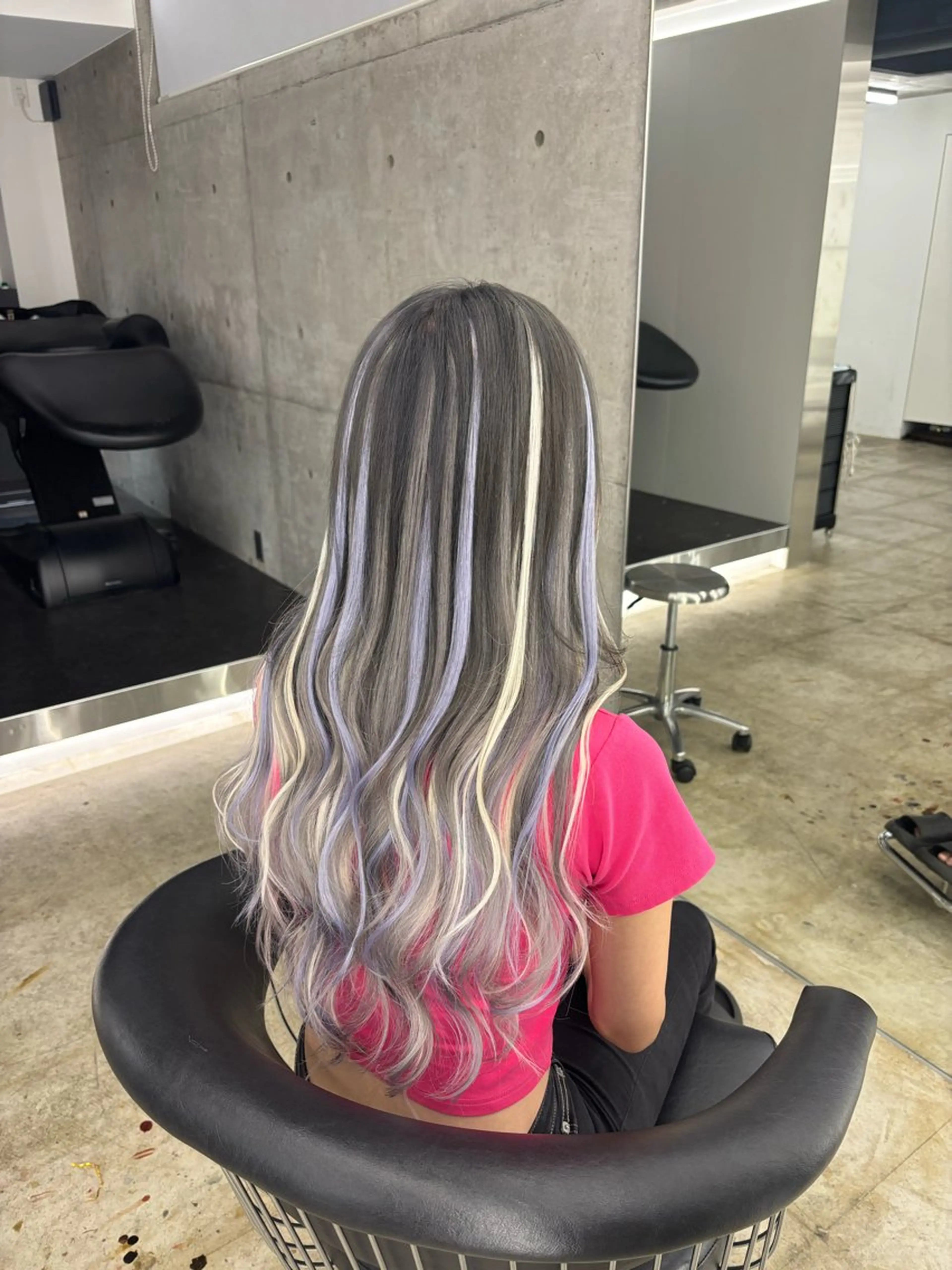 ロング 朝斗/ブリーチなし ・Wカラー・エクステのヘアスタイル