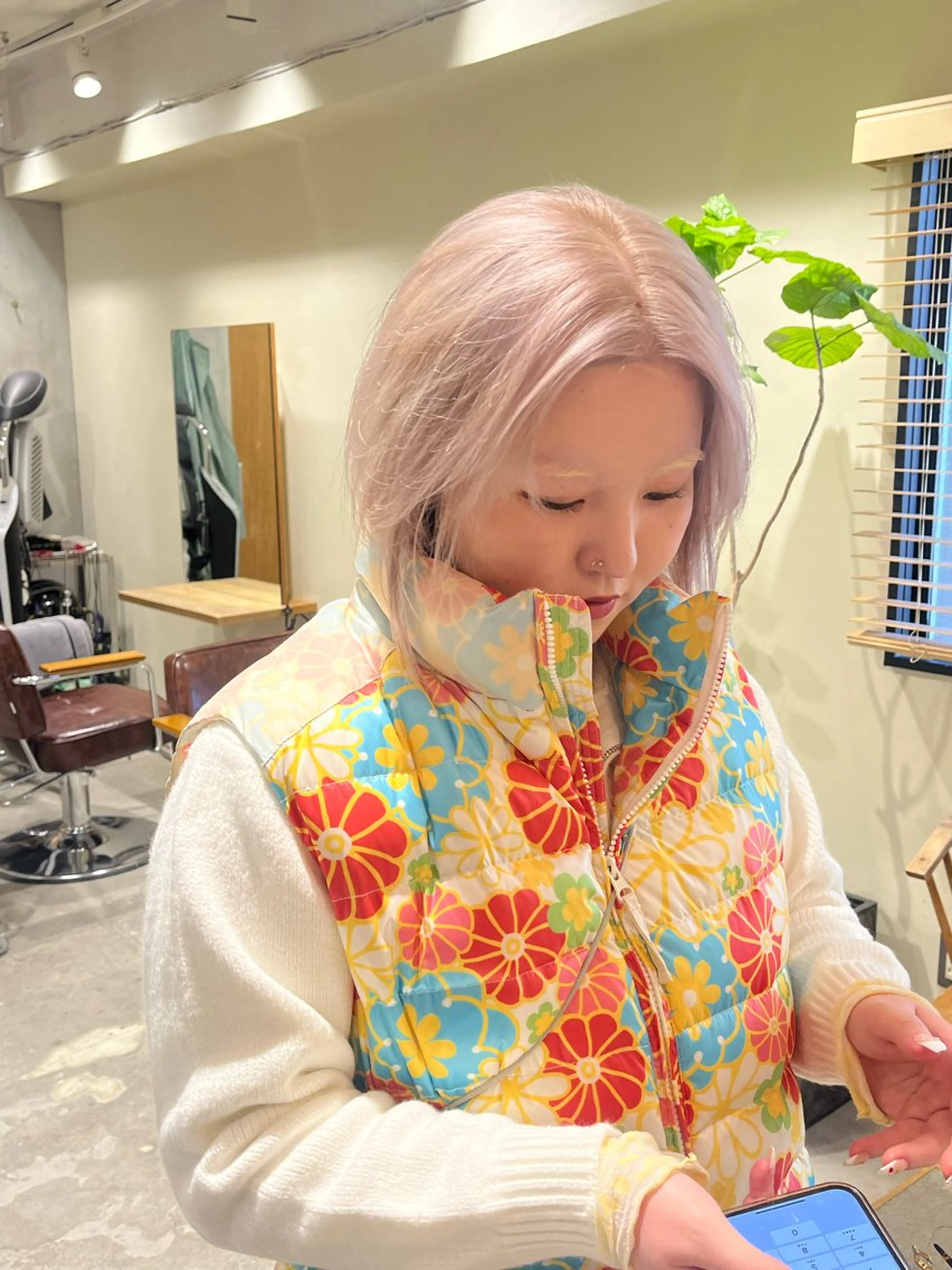 ミディアム ヘアカラー 🦮shiori アイドルオタク🦮のヘアスタイル