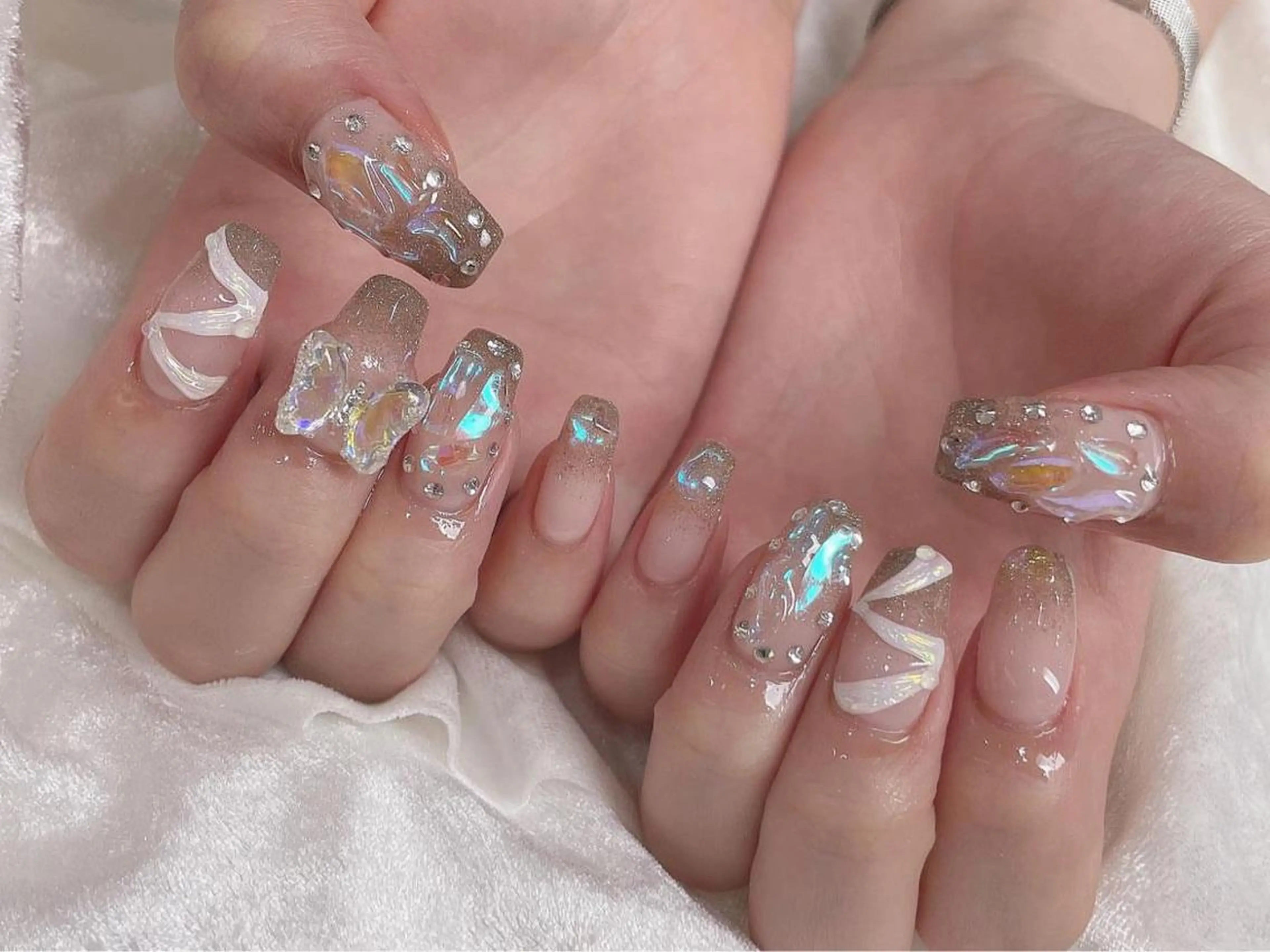 ネイル ハンドネイル VIVIAN リサのネイルデザイン