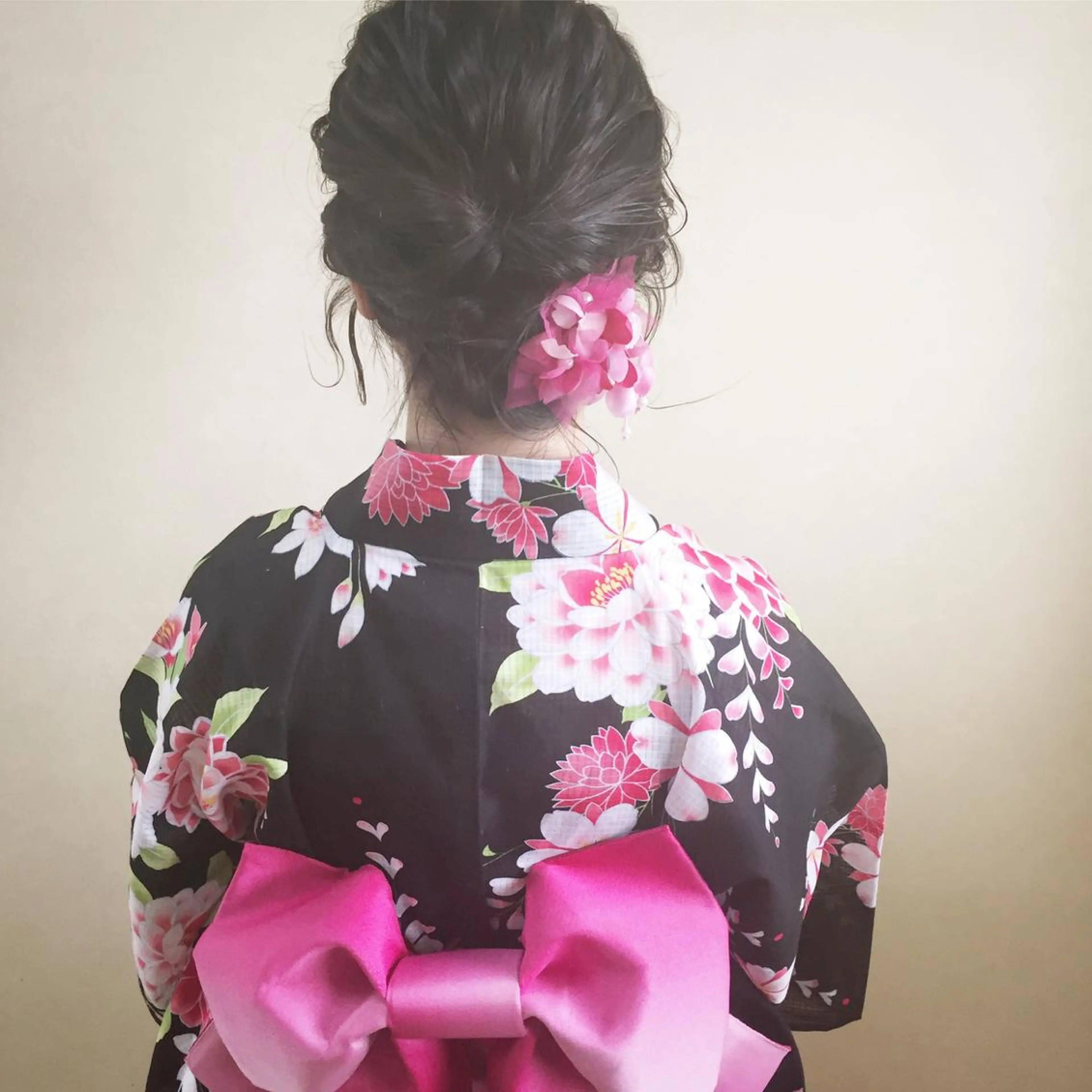 ミディアム ヘアアレンジ HAIR LEAP所属・LEAP MISAの眉毛・アイブロウイメージ