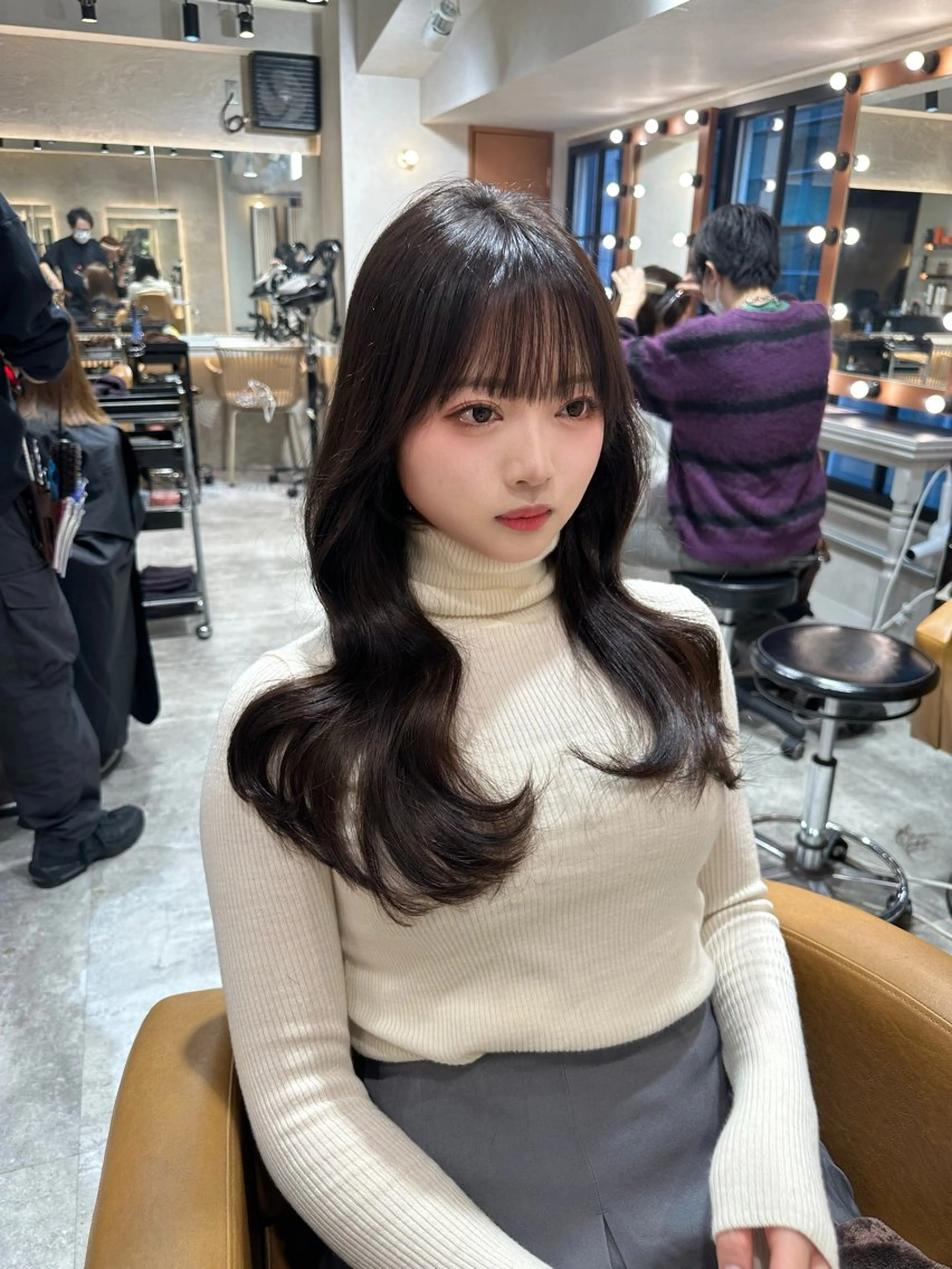 セミロング くびれヘア 顔周りカット 韓国風ヘア カット ヘアカラー トリートメント ヘアセット 銀座副店長/レイヤー /韓国ヘア/髪質改善のヘアスタイル