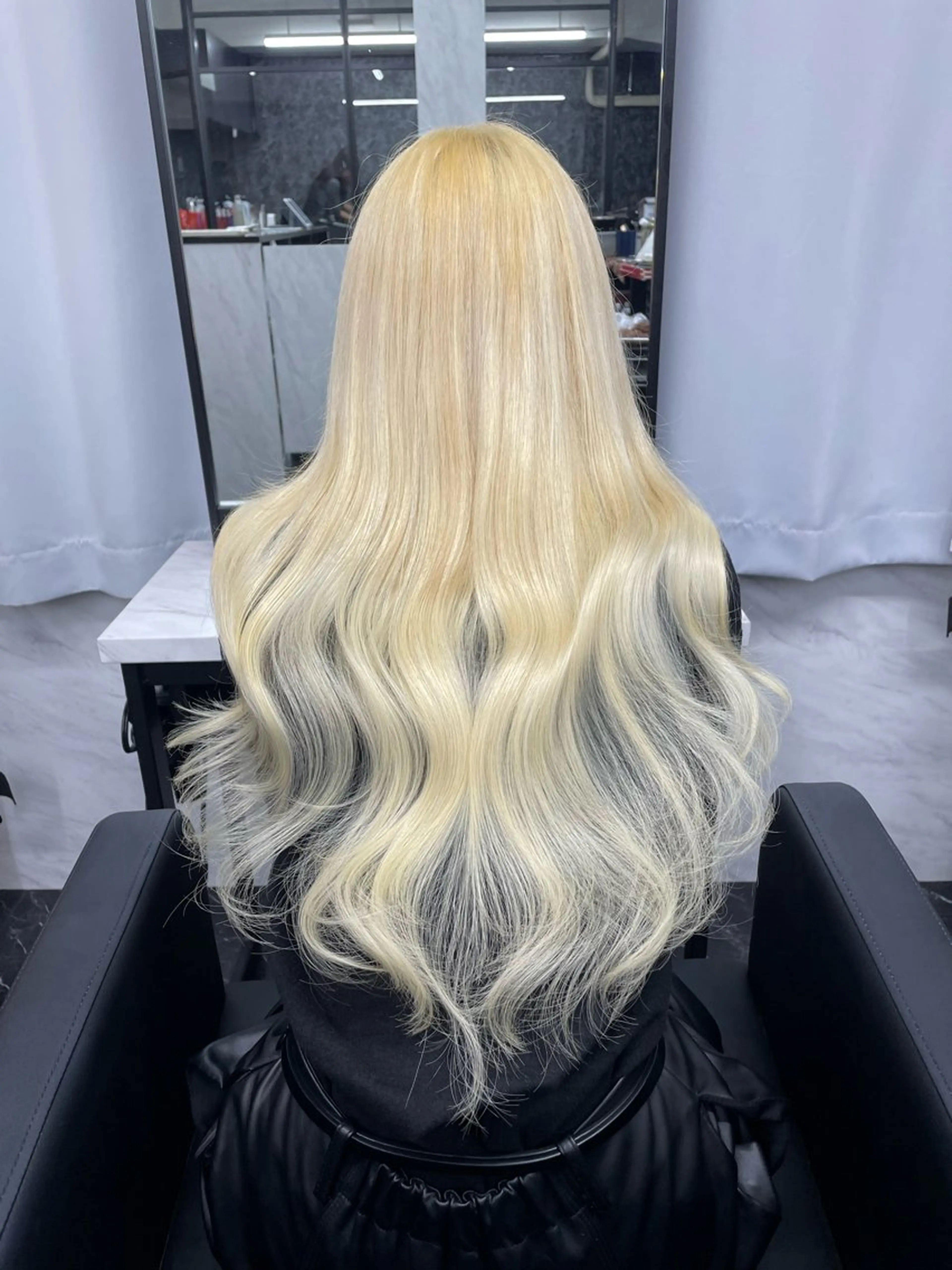 ロング カラー ヘアカラー エクステ Ria OSAKA　梅田所属・マリカ🦋韓国 ハイトーン/エクステのヘアスタイル