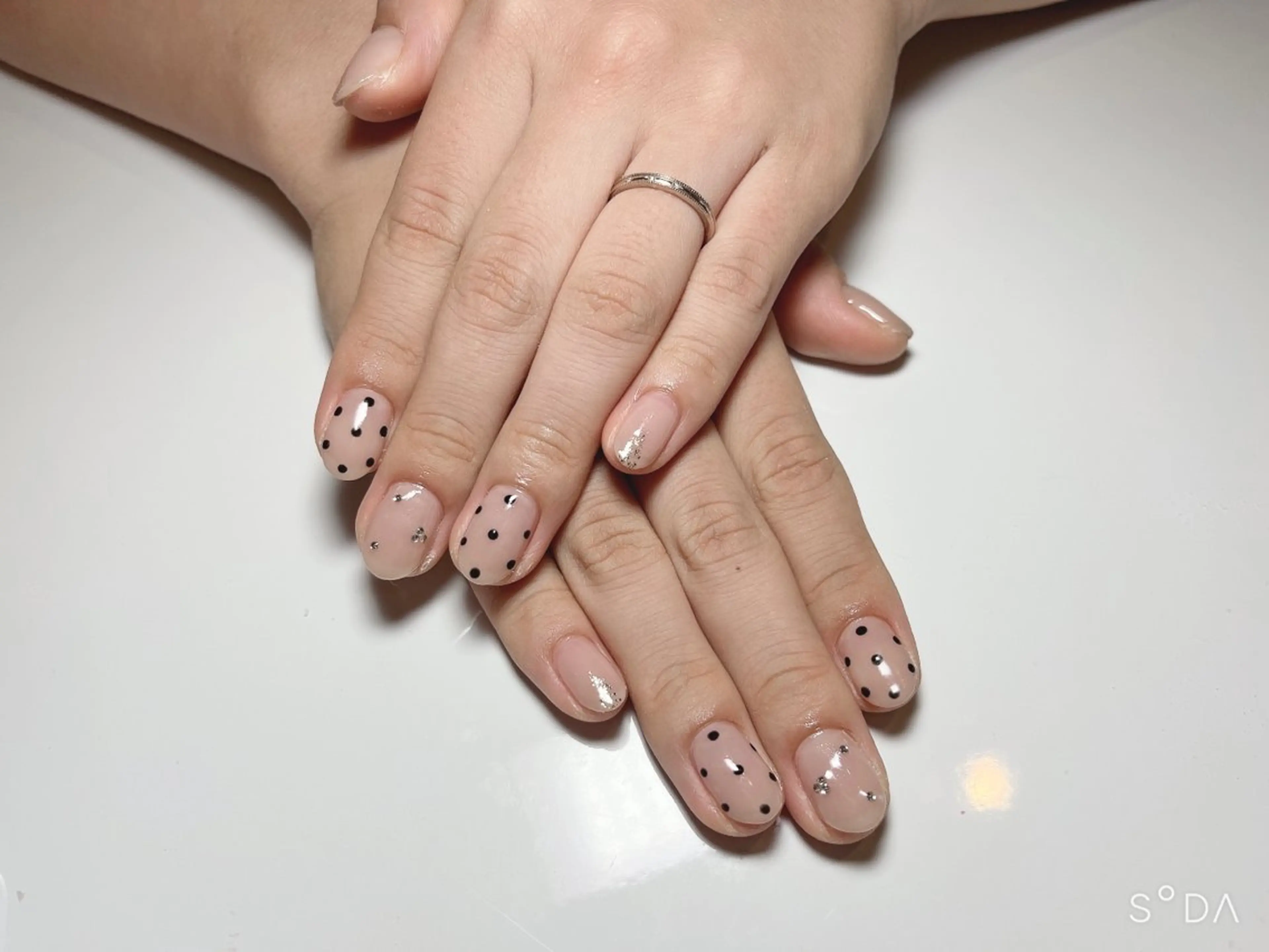 ネイル ハンドネイル Ree所属・ネイル脱毛 Reeのネイルデザイン