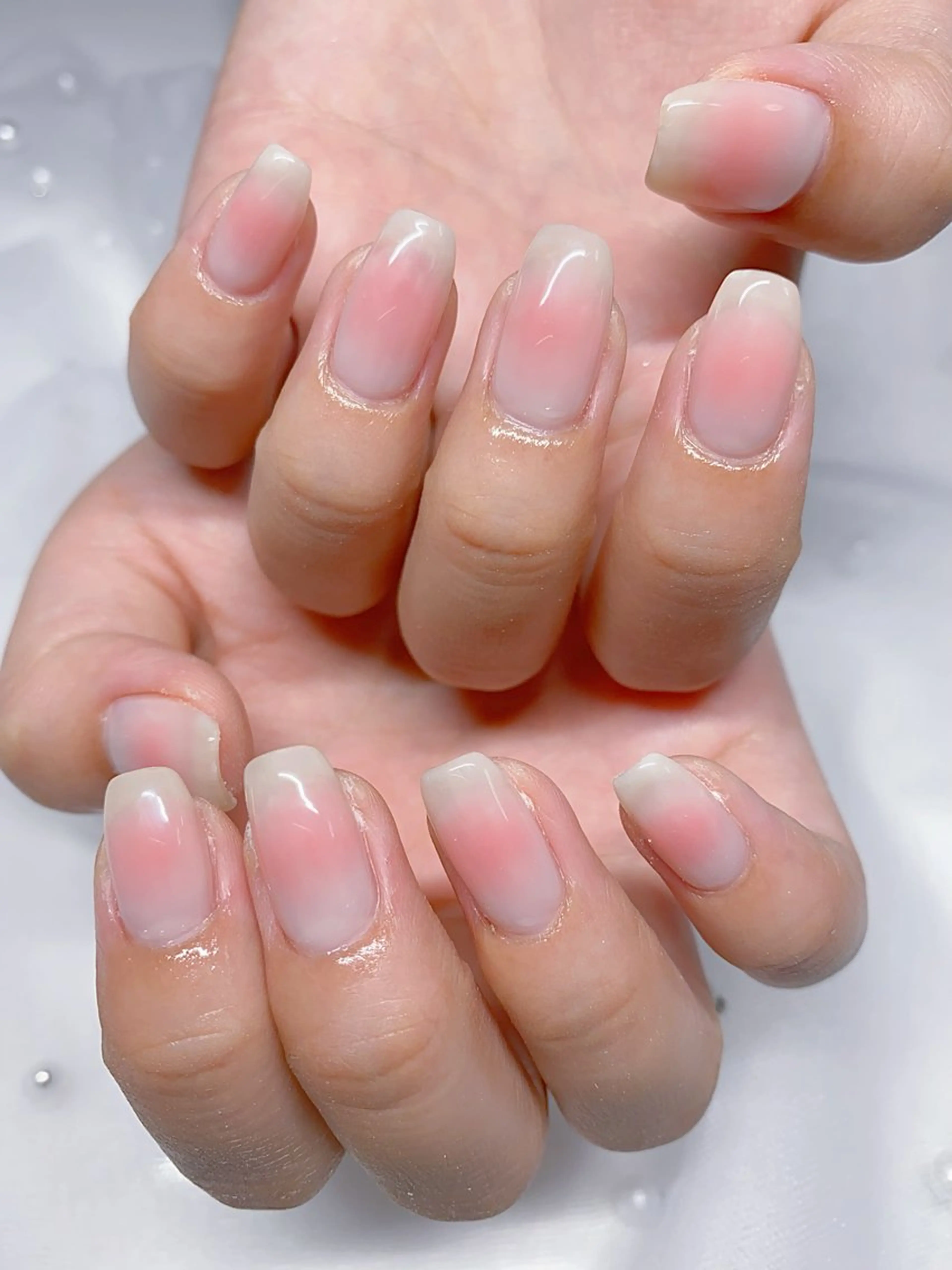 ネイル チークネイル ガーリー ハンドネイル Jasmine nailsalon所属・ジャスミン ネイルサロンのネイルデザイン