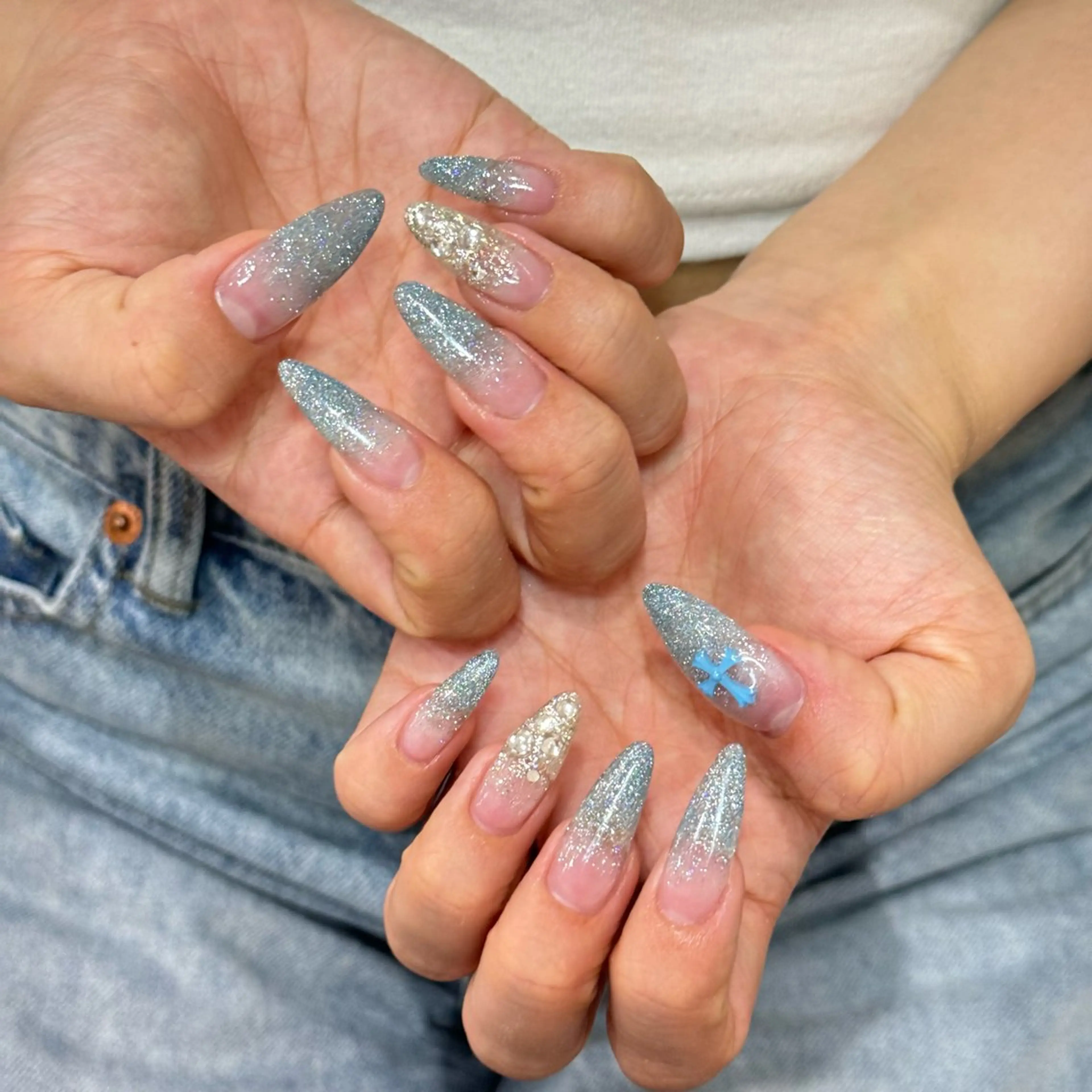 ネイル WISTERIA kozueのネイルデザイン