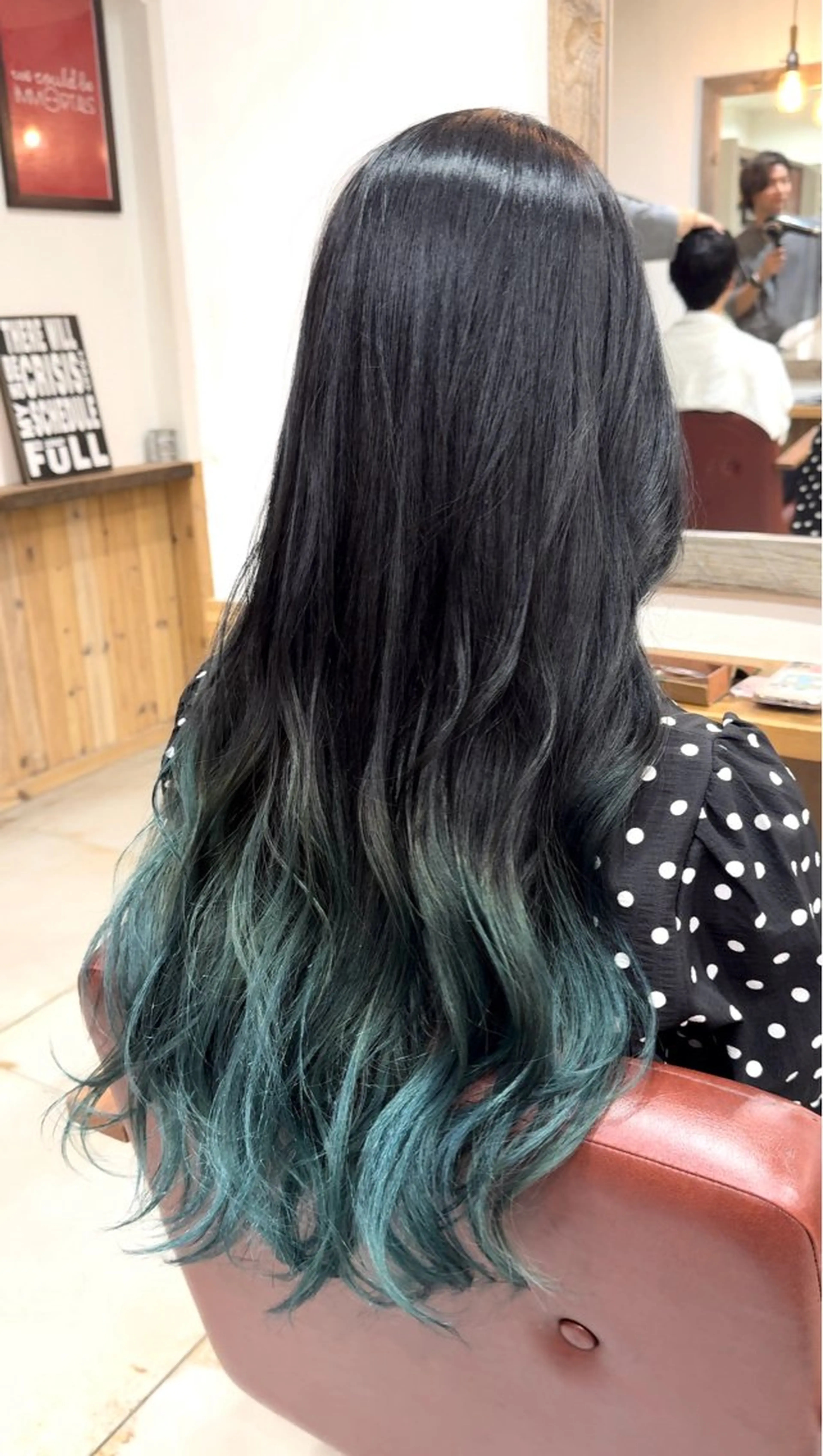 ロング カラー グラデーションカラー ハイトーンカラー ヘアカラー トリートメント ヘアセット hair design NORM所属・吉田裕太/ハイライト ダブルカラーのヘアスタイル