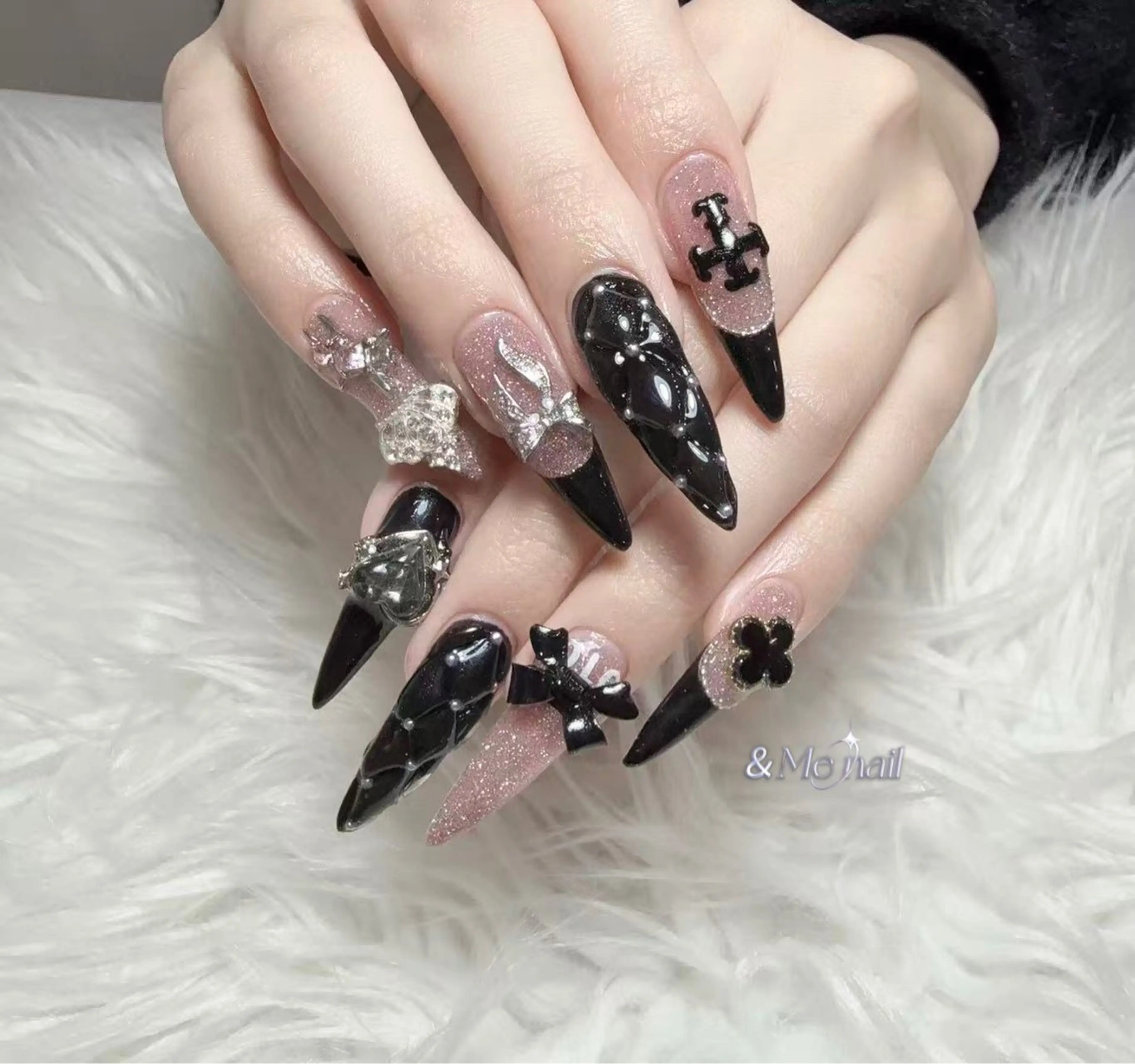 ネイル ハンドネイル ＆ME ネイルサロンのネイルデザイン