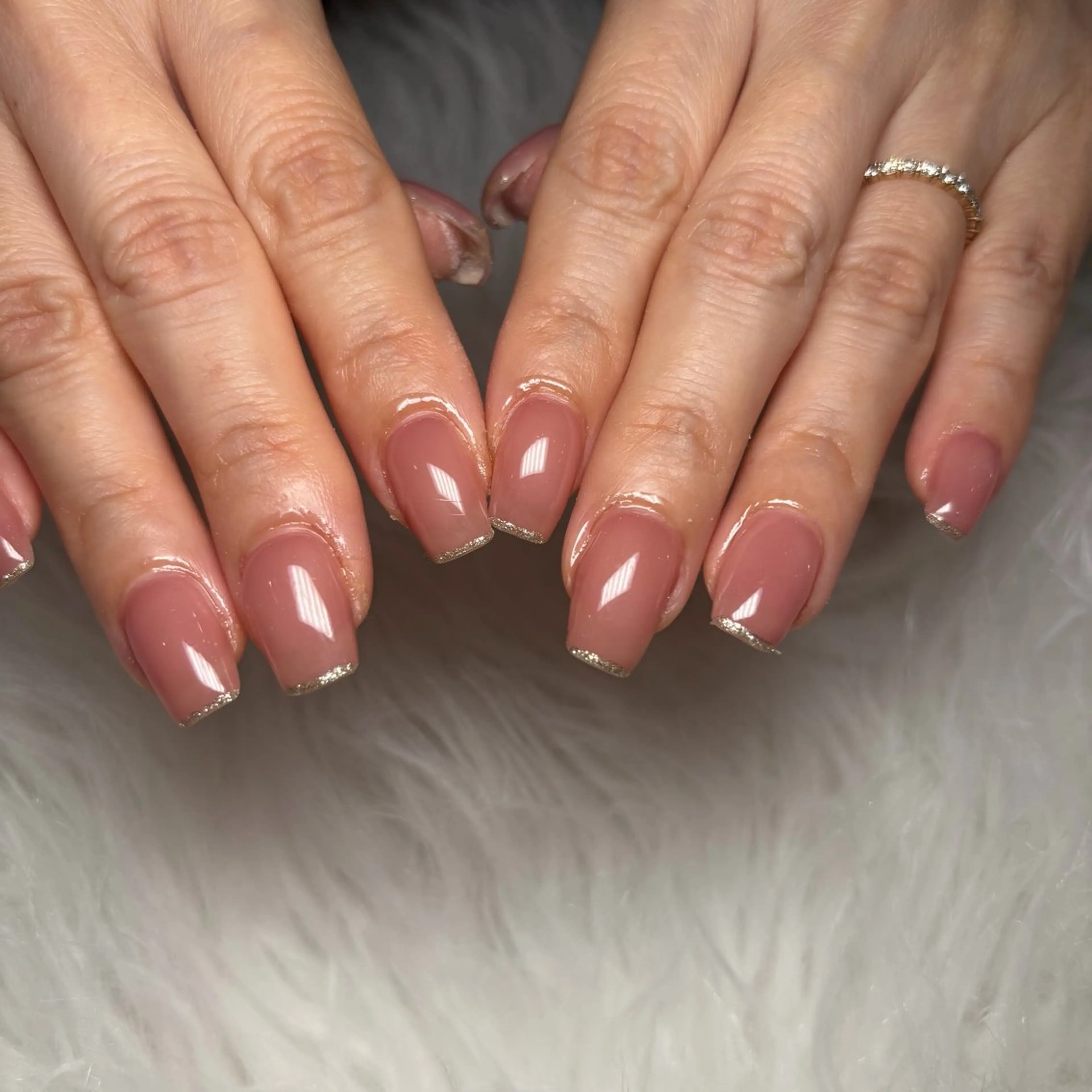 ミディアム ハンドネイル lilivelle KIRARIのネイルデザイン