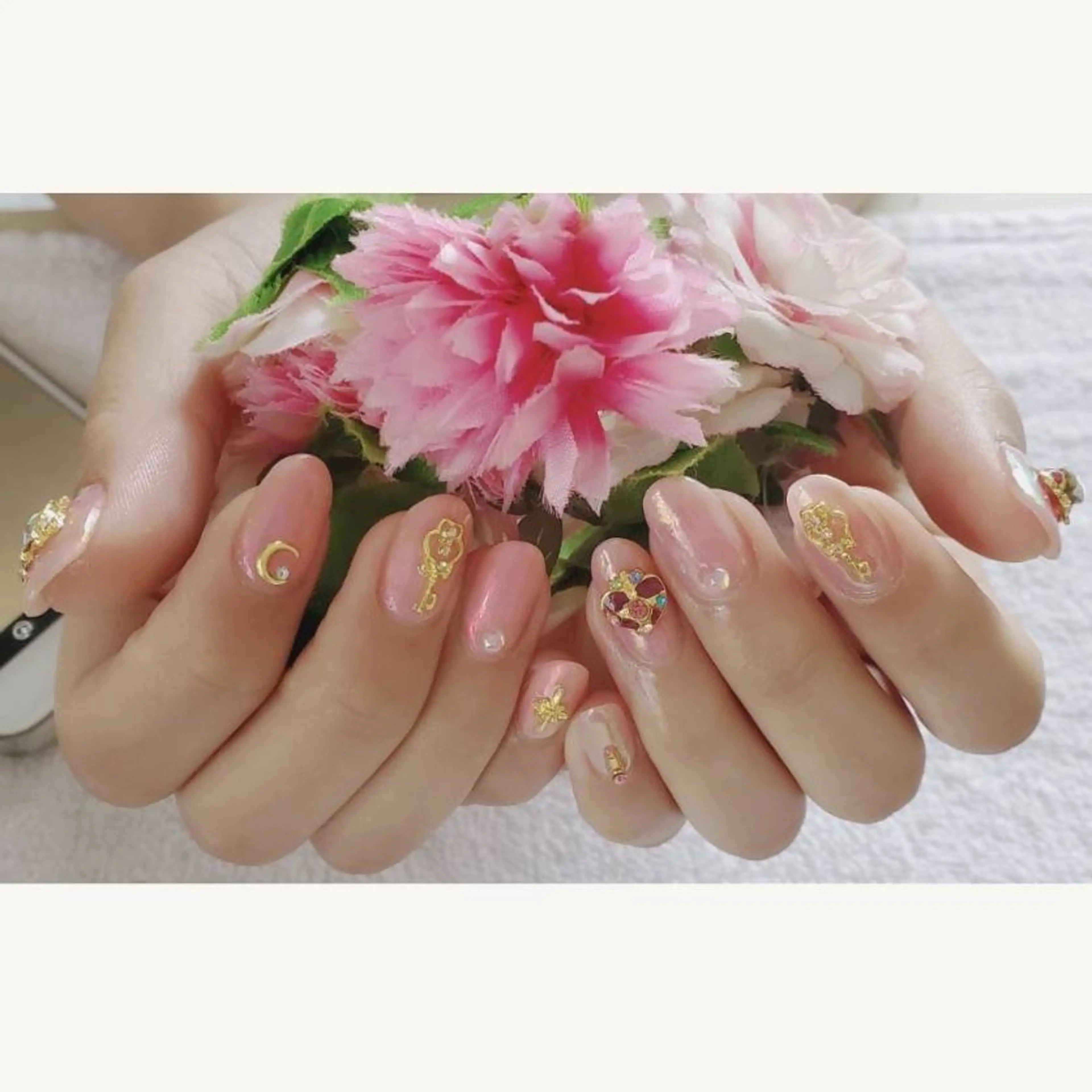 ネイル ネイルサロンEsent所属・nail Esent 　SAWAのネイルデザイン