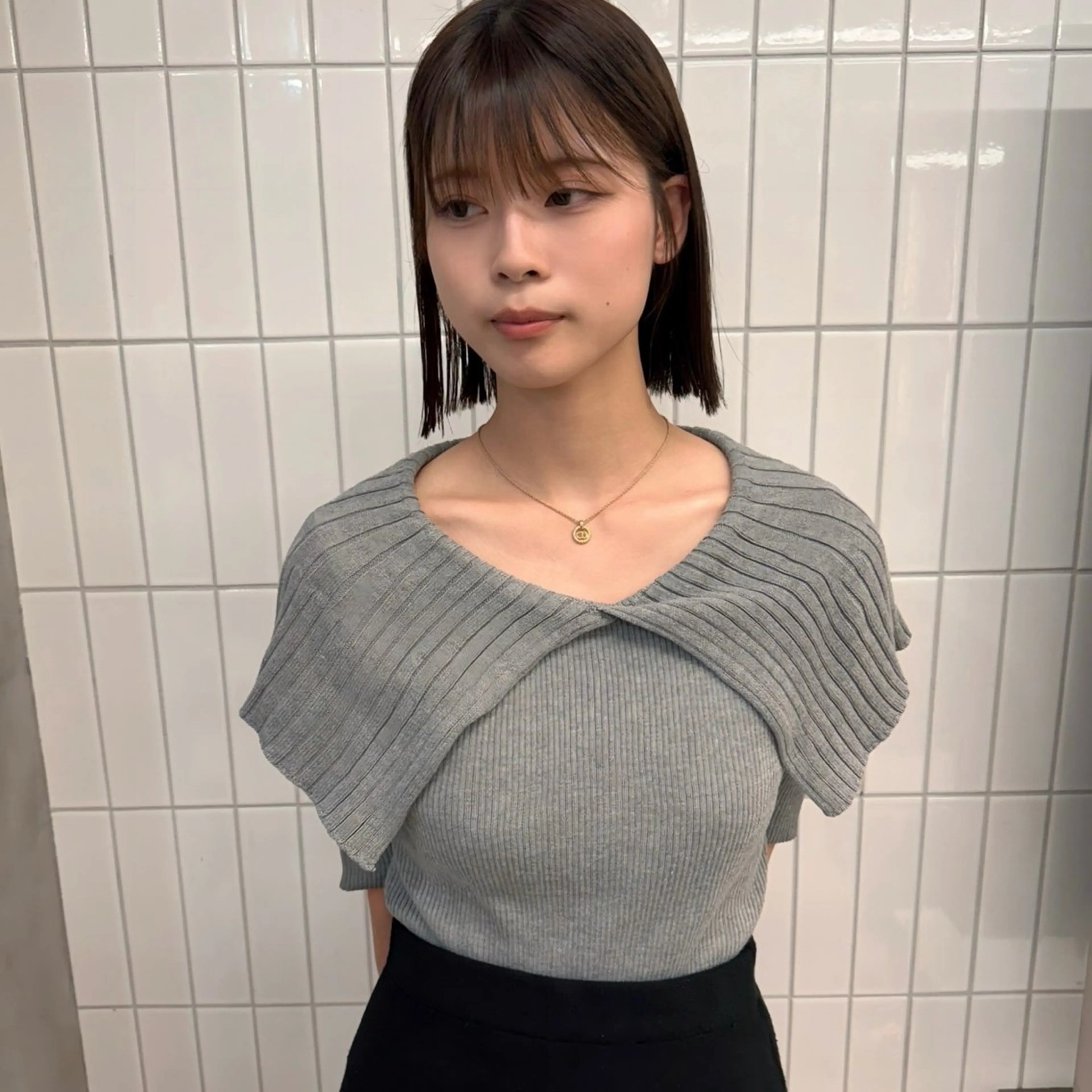 ミディアム nicoTOKYO 原宿所属・センターパート /メンズ/海野颯生のヘアスタイル