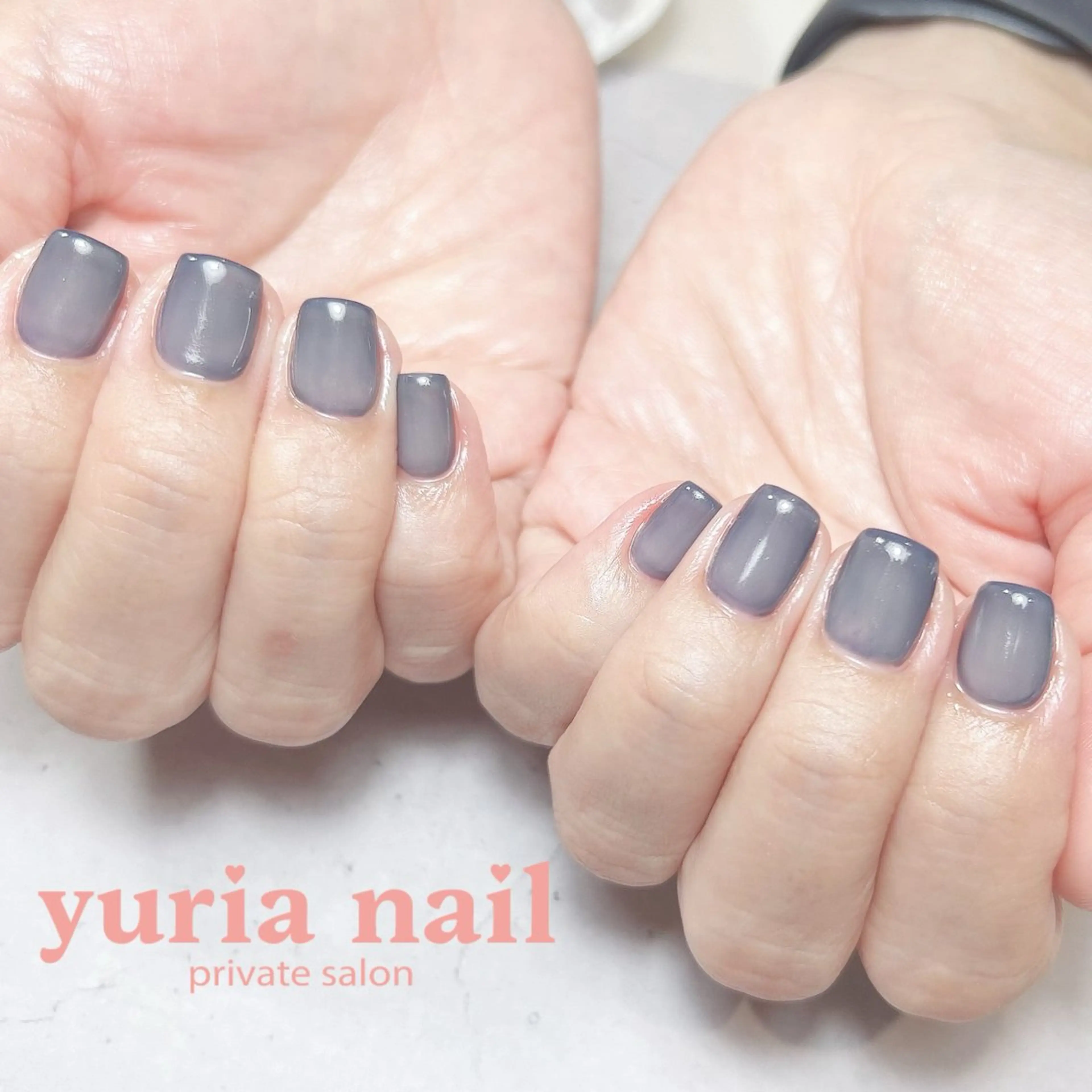 ネイル ブルー ジェルネイル グラデーション 持ち込み シンプルネイル ハンドネイル 小林 ゆりあのネイルデザイン