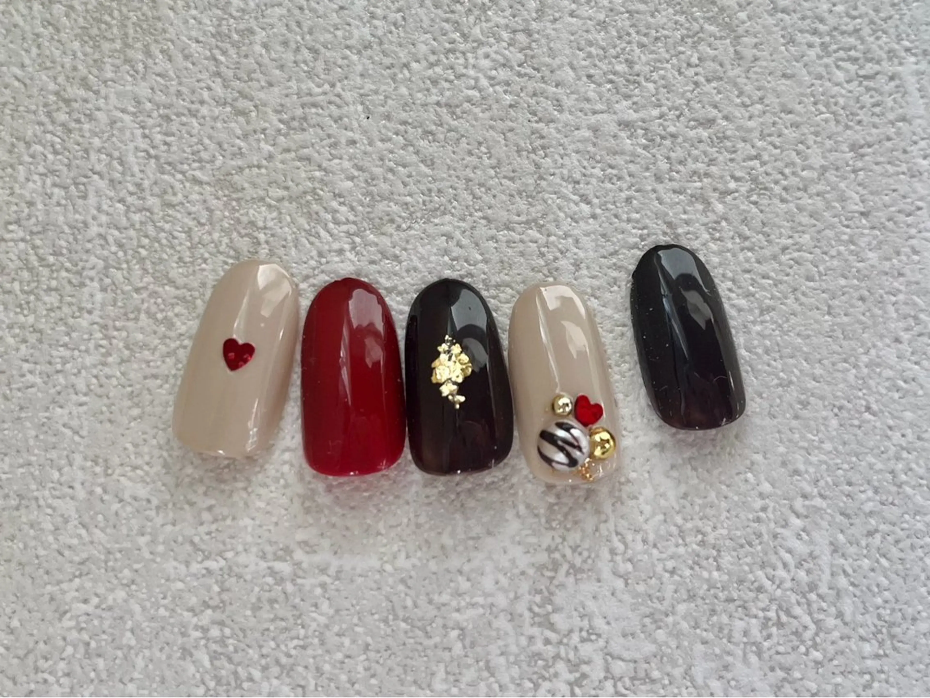 ネイル オーロラネイル フットネイル フレンチネイル ジェルネイル マグネットネイル ハンドネイル kikinail 溝の口のネイルデザイン