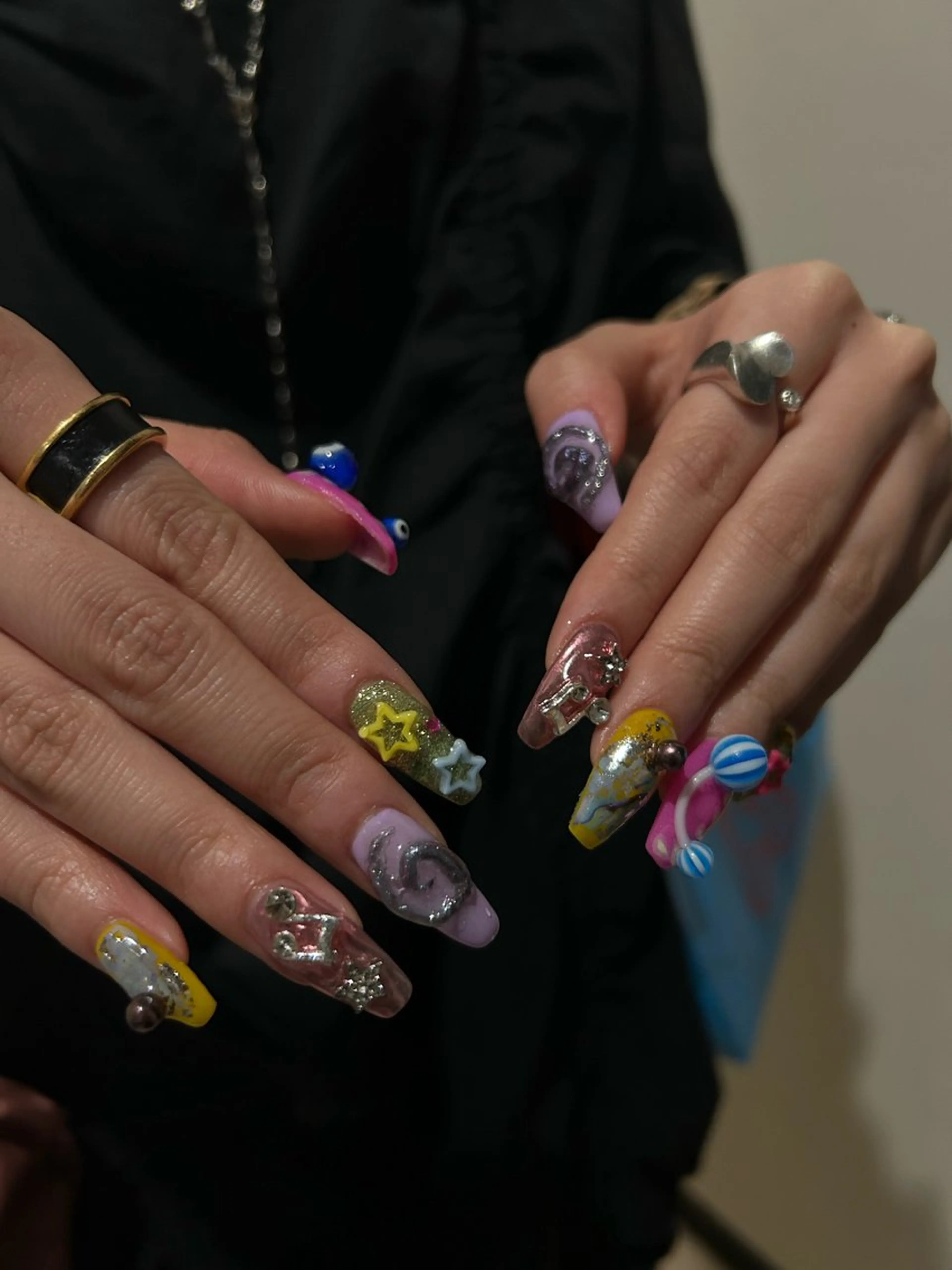 ネイル アートネイル Yuni.所属・sakae yurinaのネイルデザイン