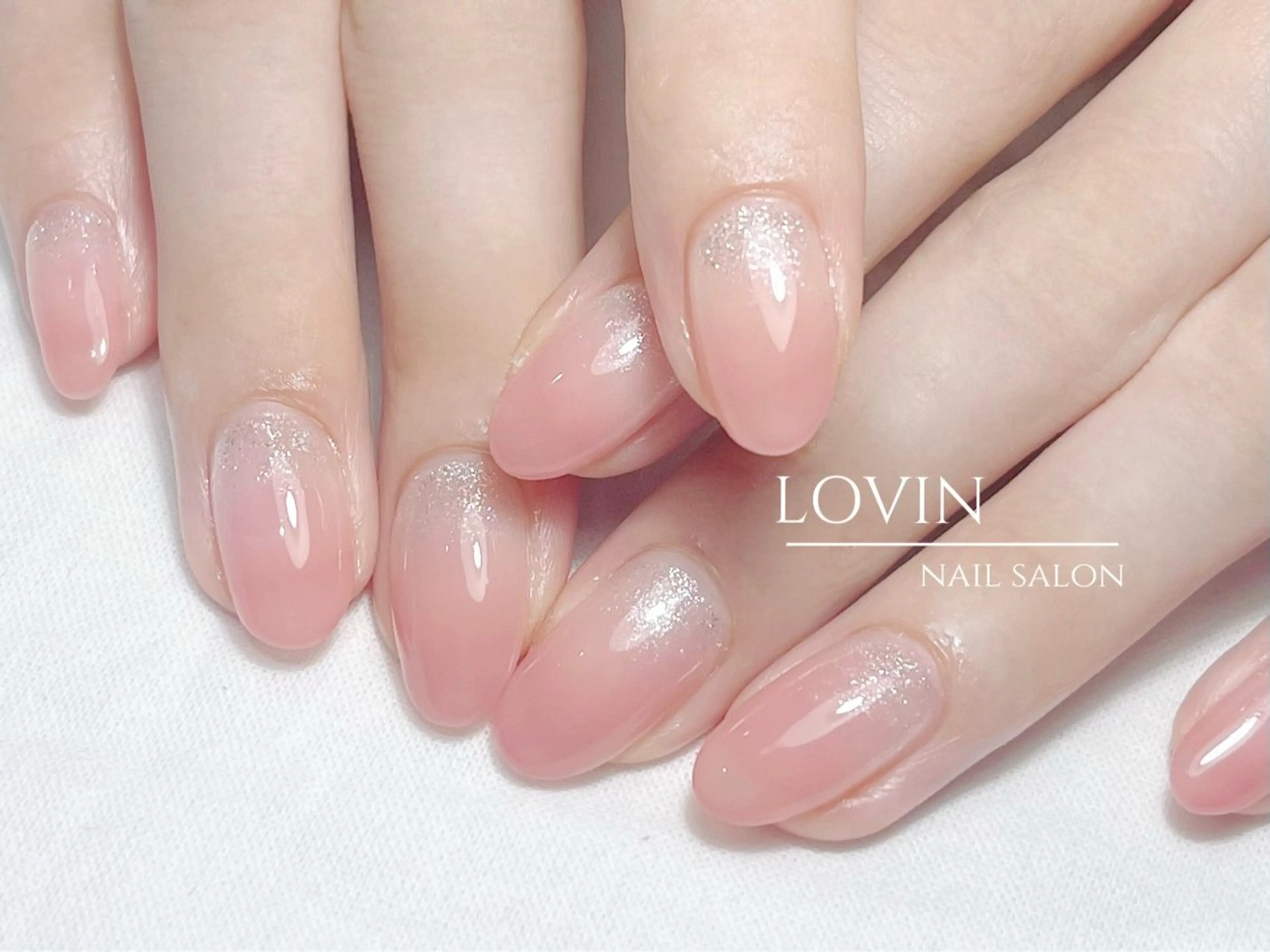 ネイル ラメ(グリッター) ハンドネイル Lovinなんばスカイオ店所属・Shikata Asukaのネイルデザイン