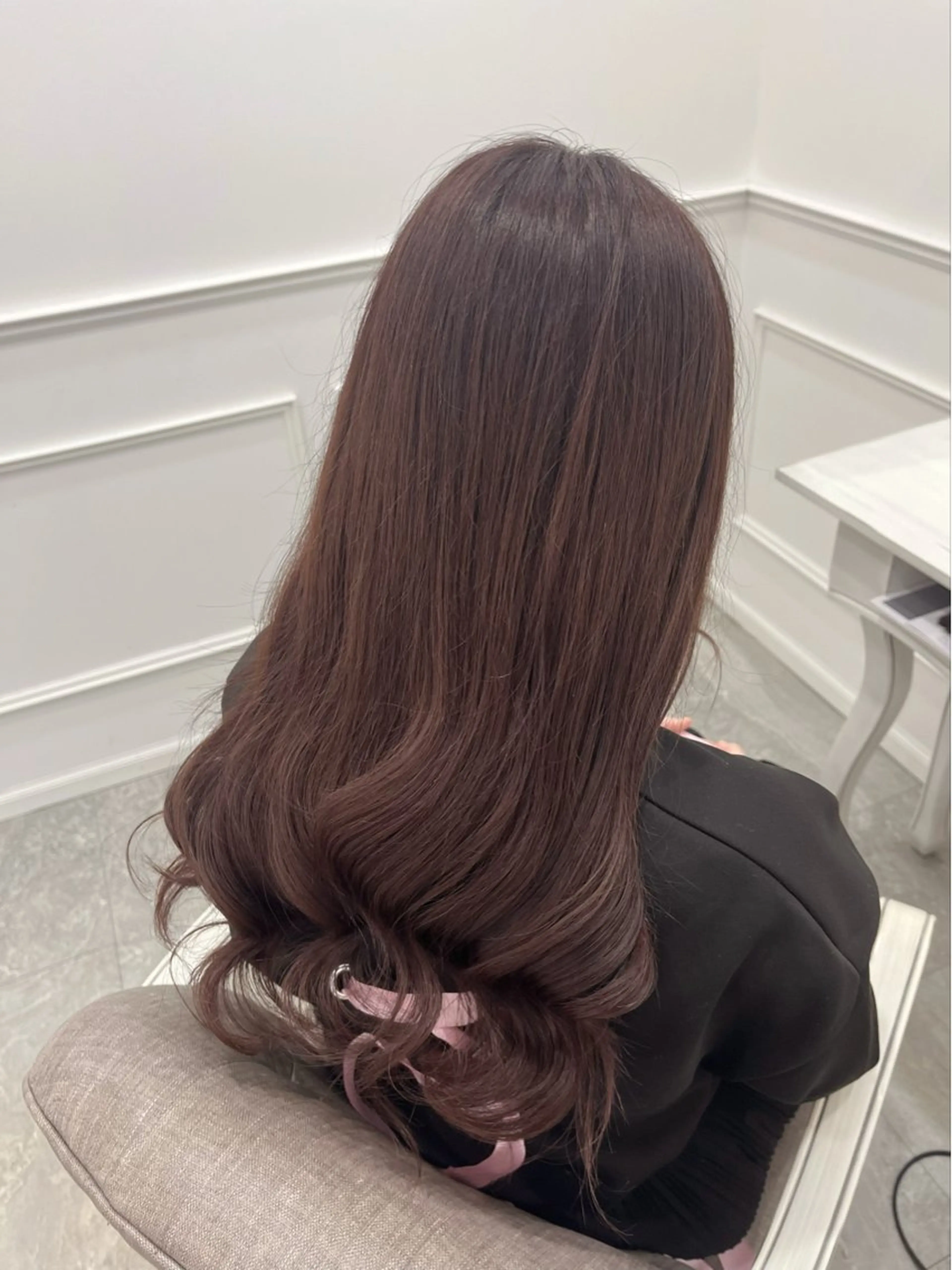 ロング カラー 新井 凪のヘアスタイル