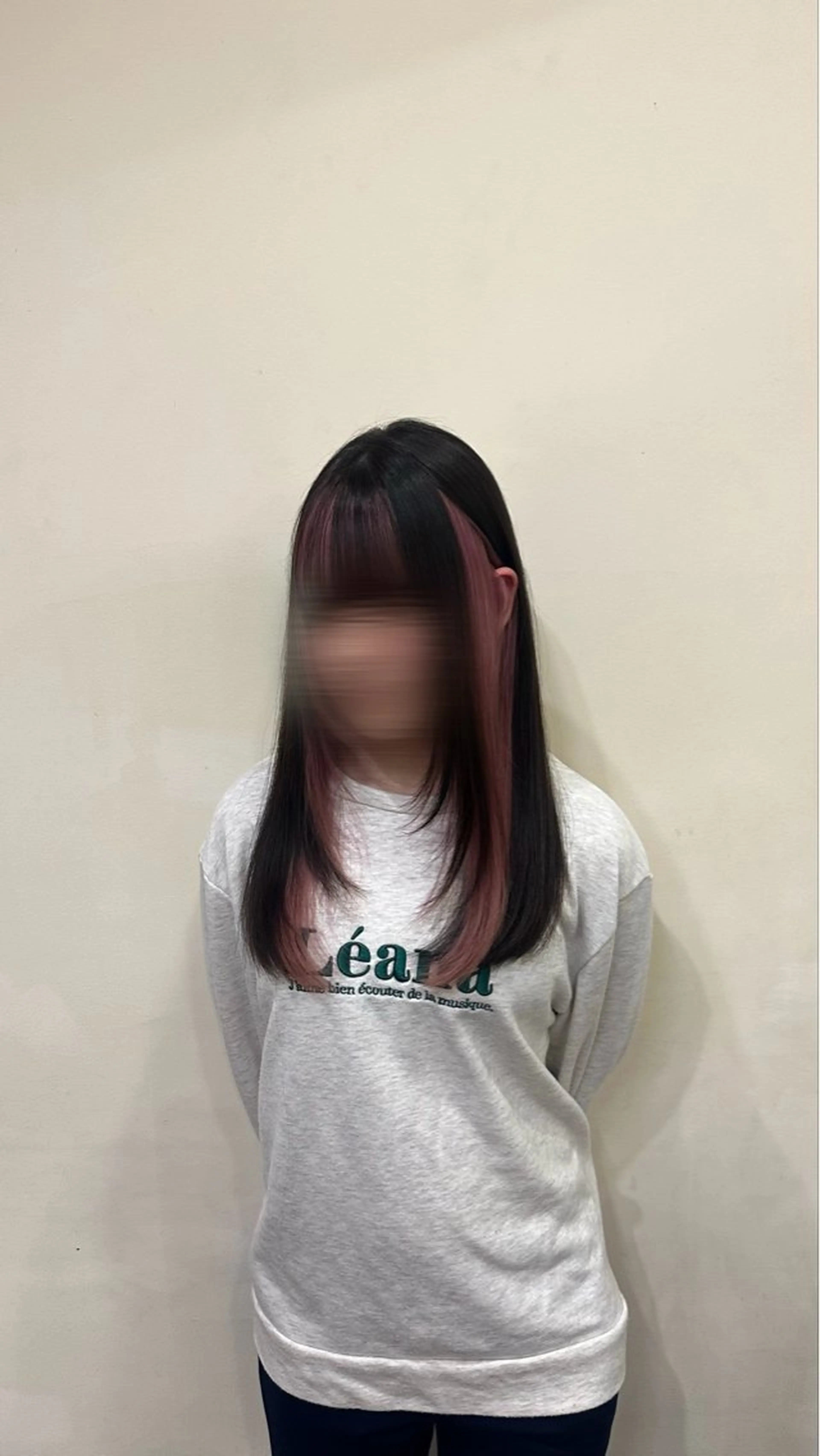 ロング カラー ヘアカラー トリートメント 梨菜/ハイトーン /ブリーチカラーのヘアスタイル