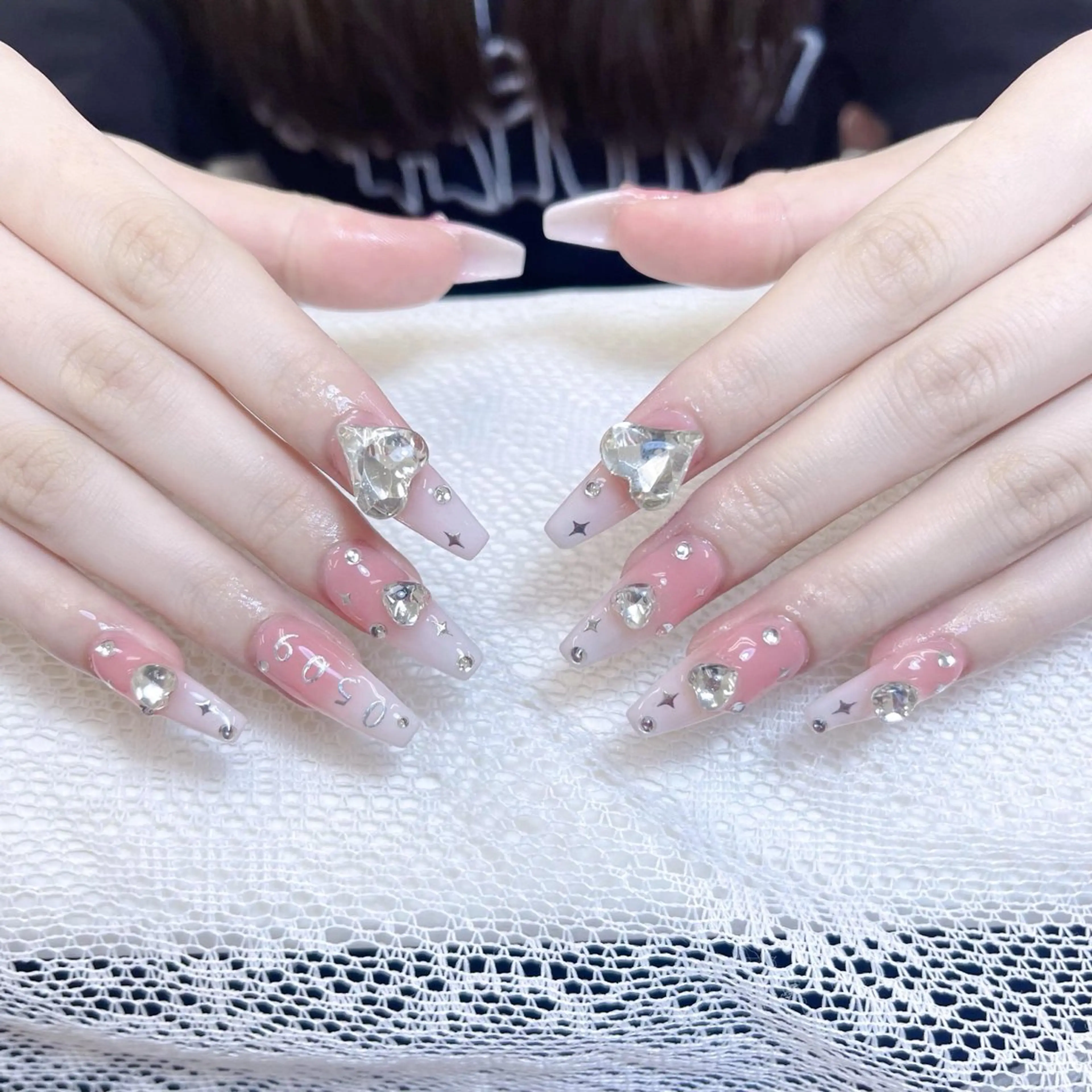 ネイル フレンチネイル ジェルネイル ガラスフレンチ ハロウィン ハート ハンドネイル H.baby Nail Salonのネイルデザイン