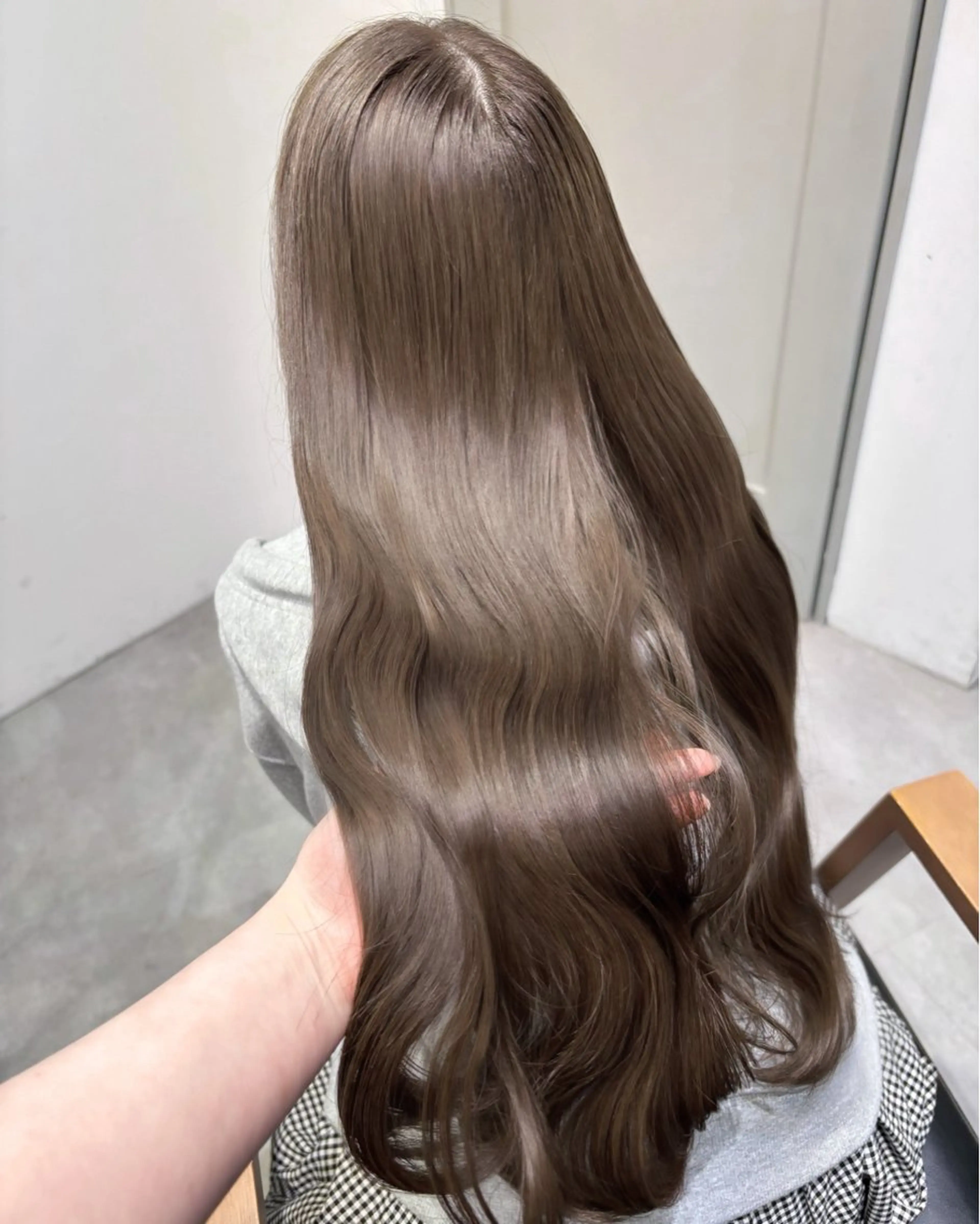 ロング カラー オリーブカラー ‎Lby home 🪽mikuのヘアスタイル