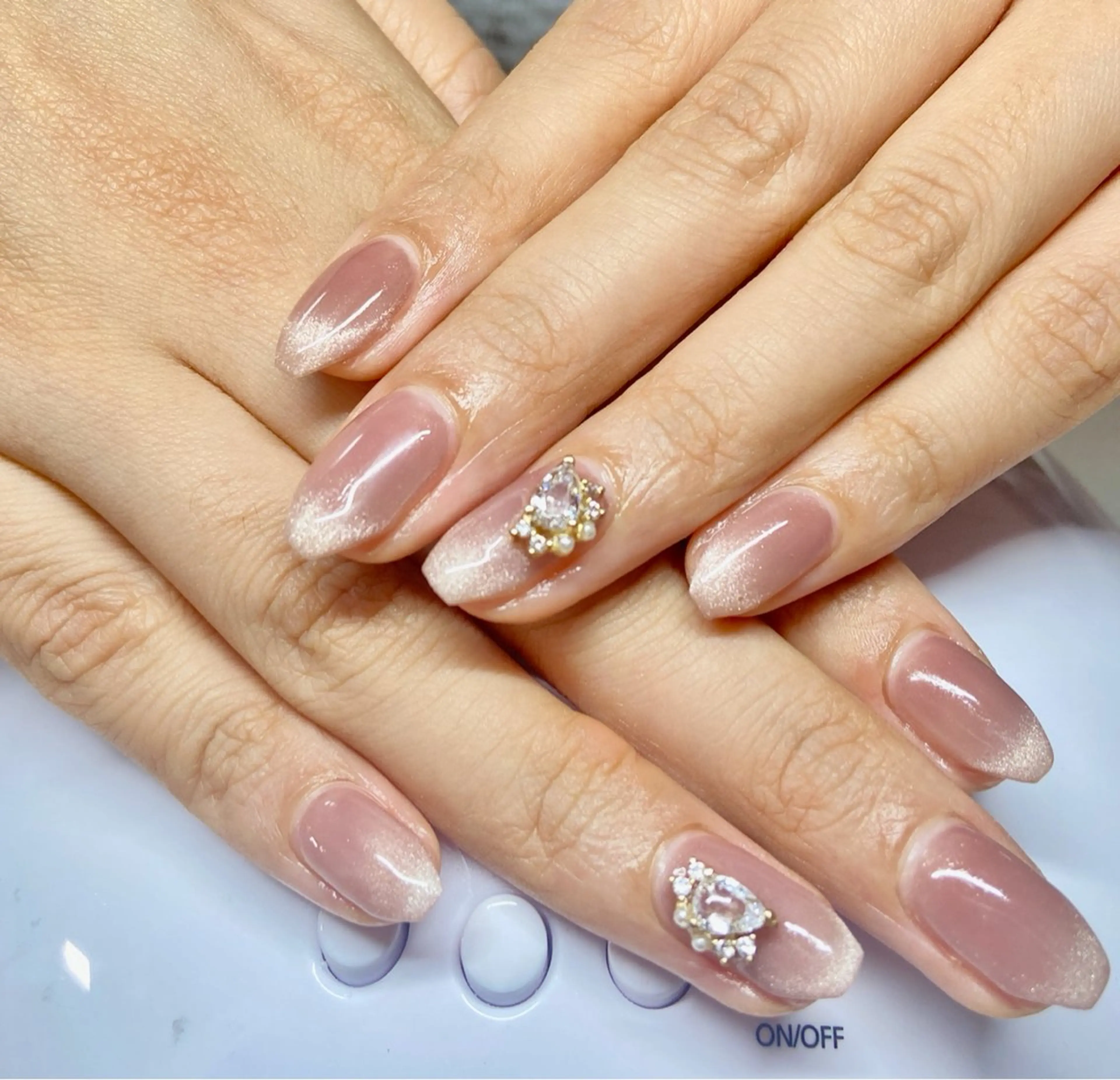 ネイル フレンチネイル マグネットネイル ハンドネイル オトク ネイルのネイルデザイン