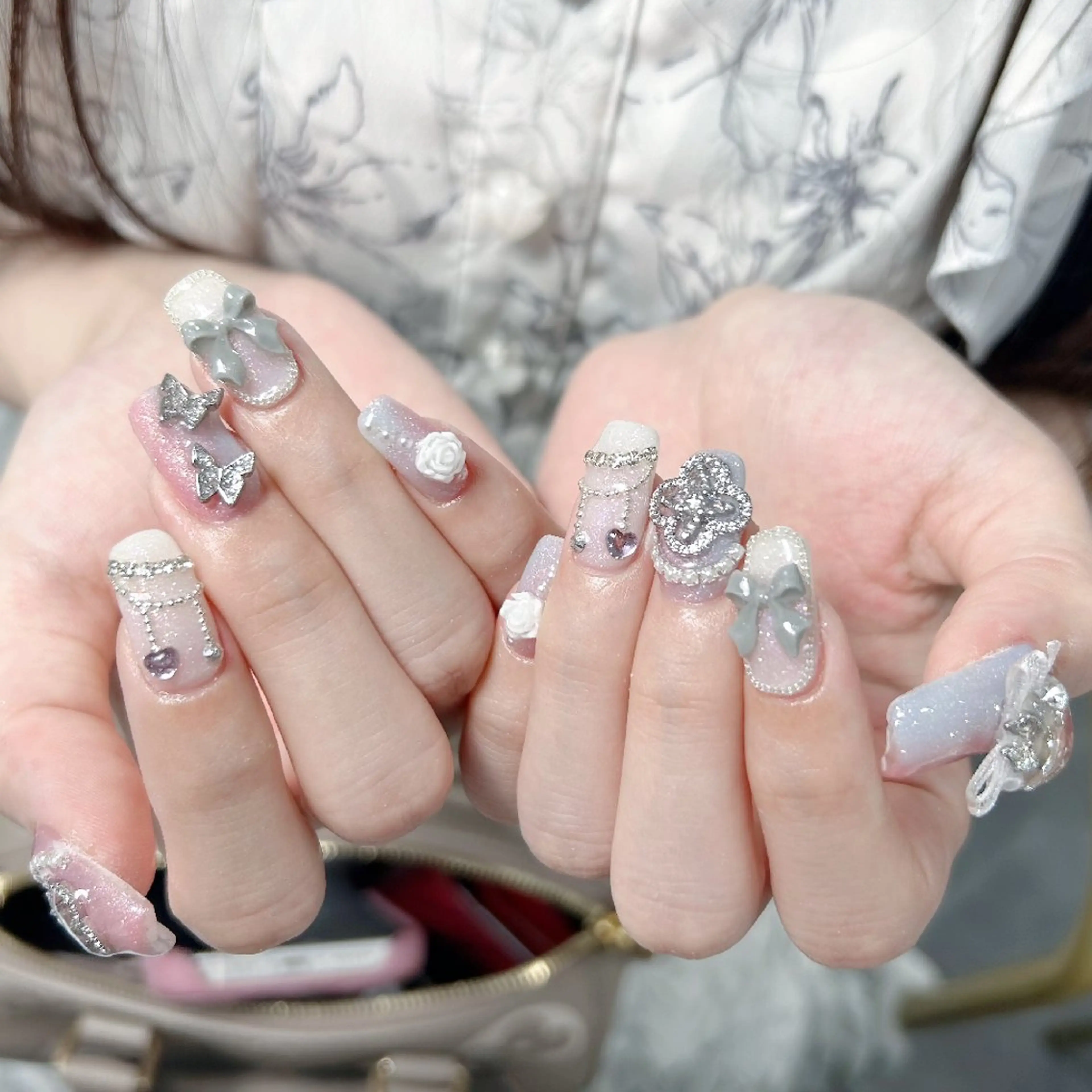 ネイル アートネイル フラワーネイル フットネイル フレンチネイル ジェルネイル UM Nail Salonのネイルデザイン